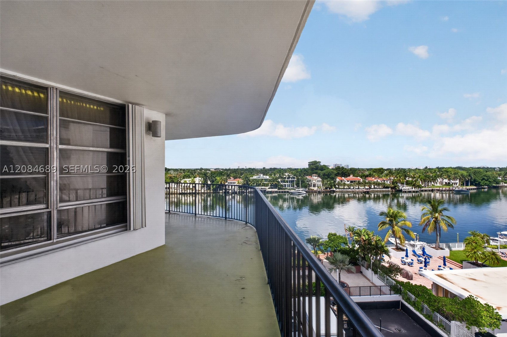 5660 W Collins Ave #6D Miami Beach, FL 33140