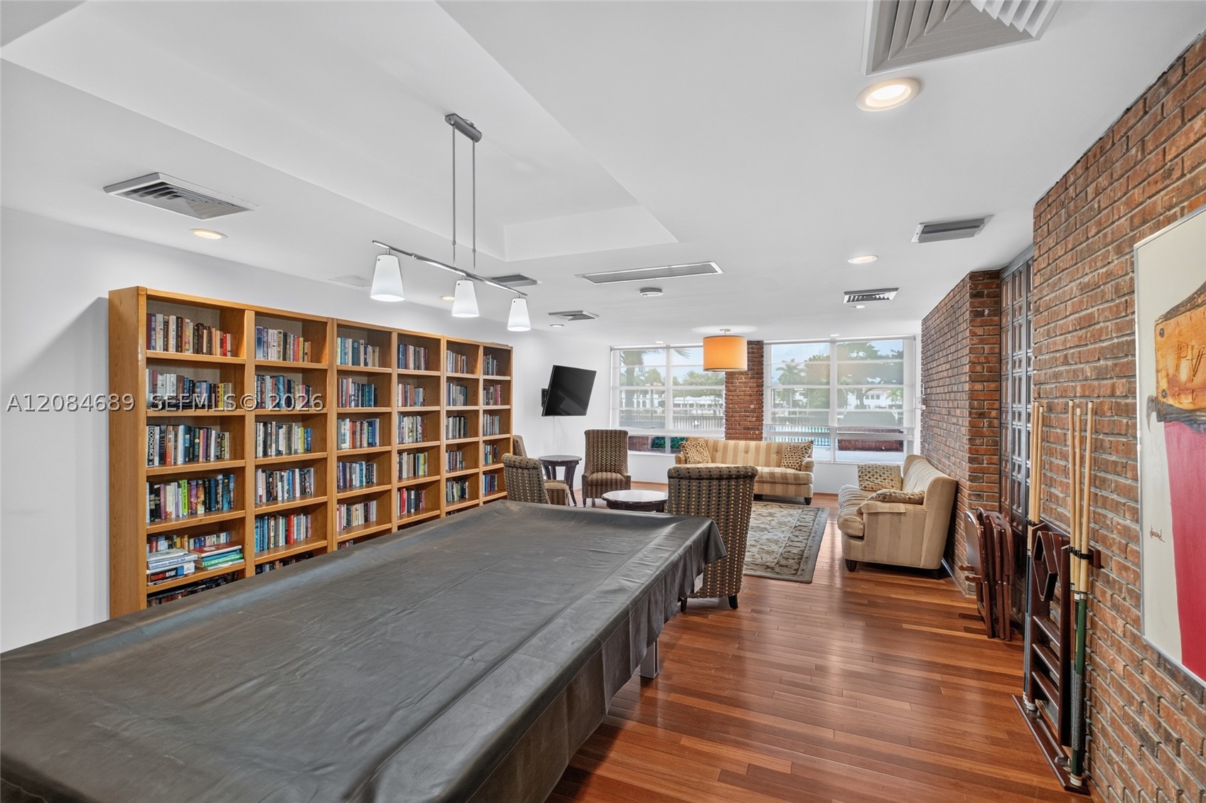 5660 W Collins Ave #6D Miami Beach, FL 33140