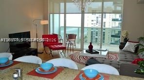 image Beach Club 213