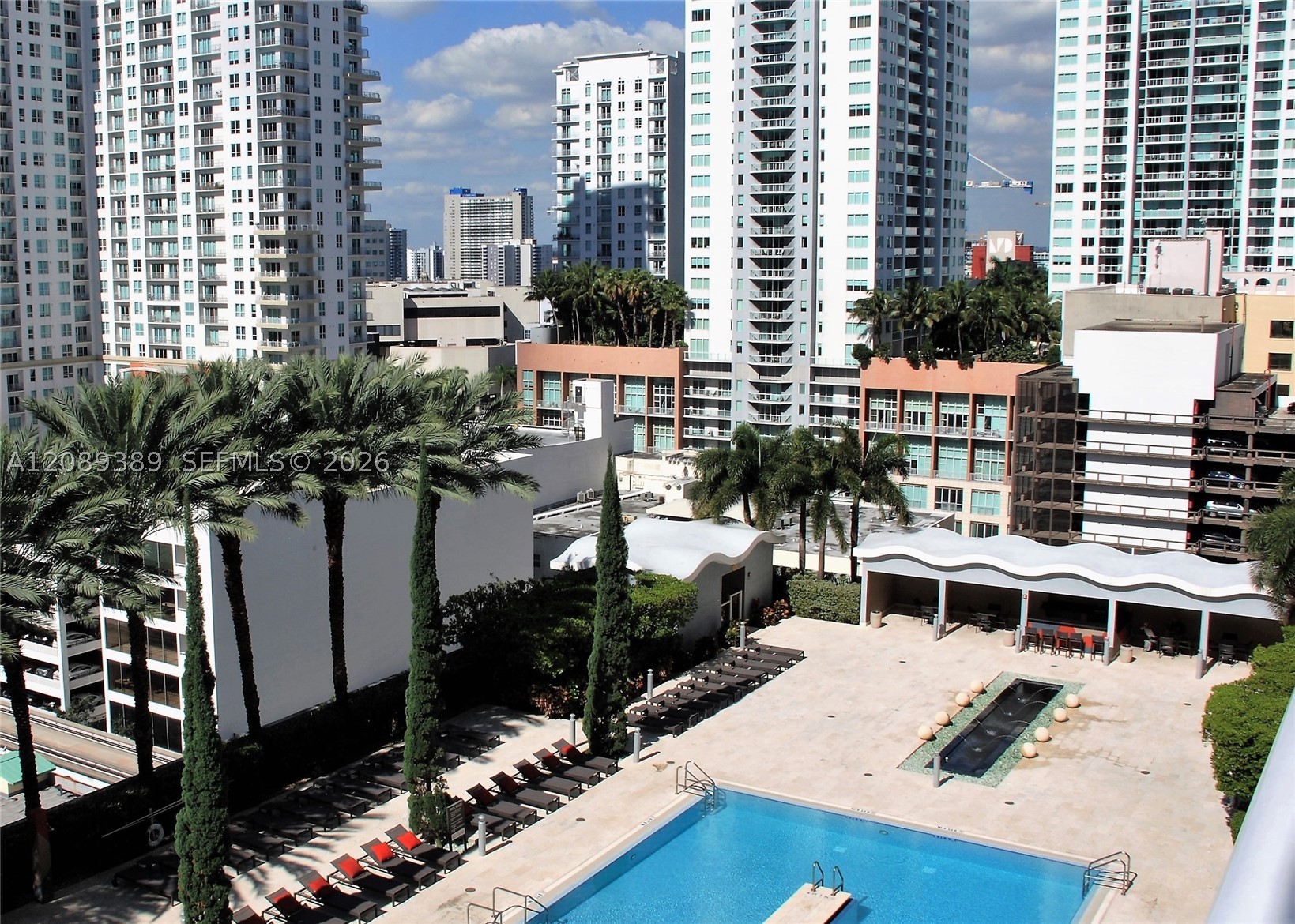 image 50 Biscayne25