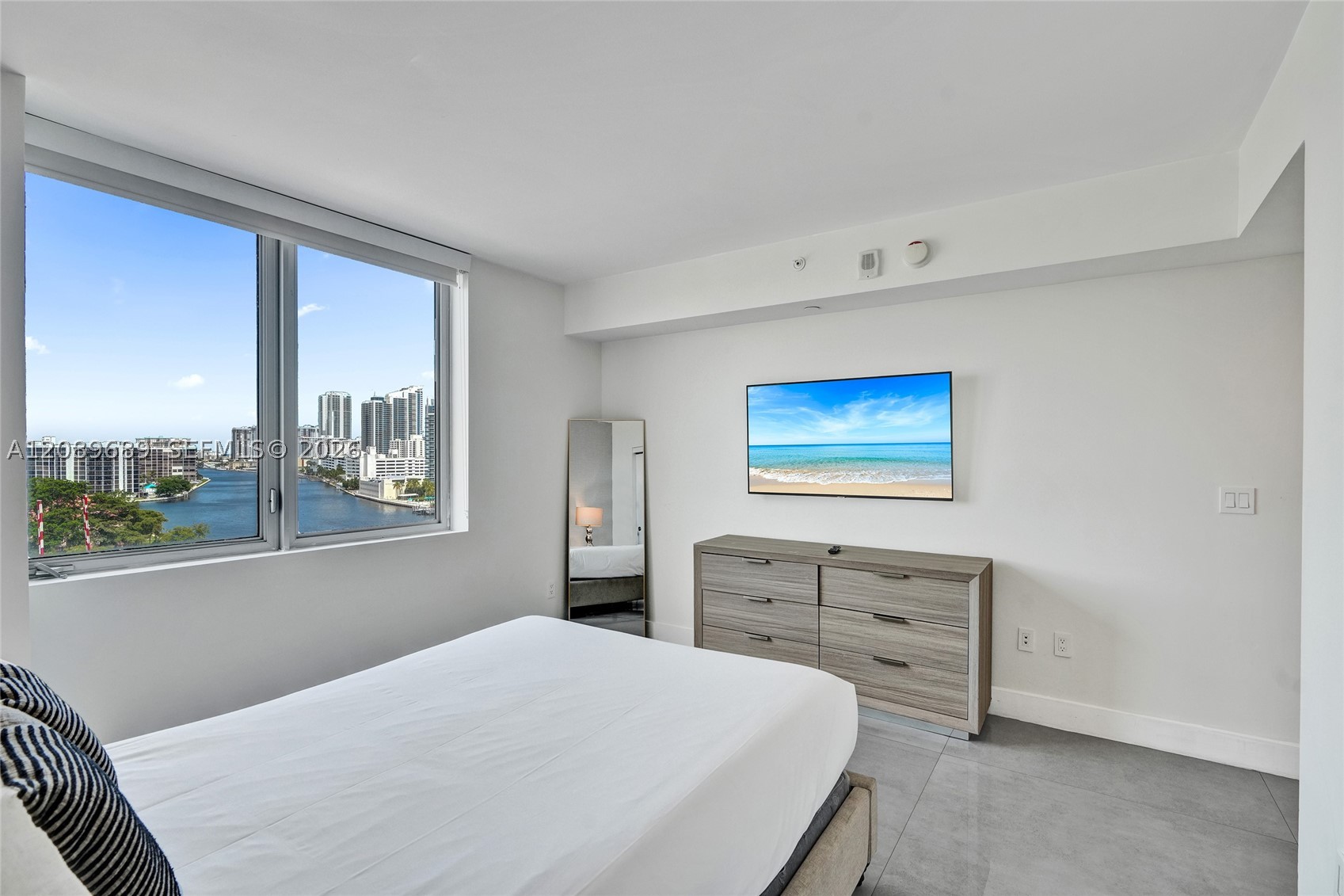 image Beachwalk Condominium16