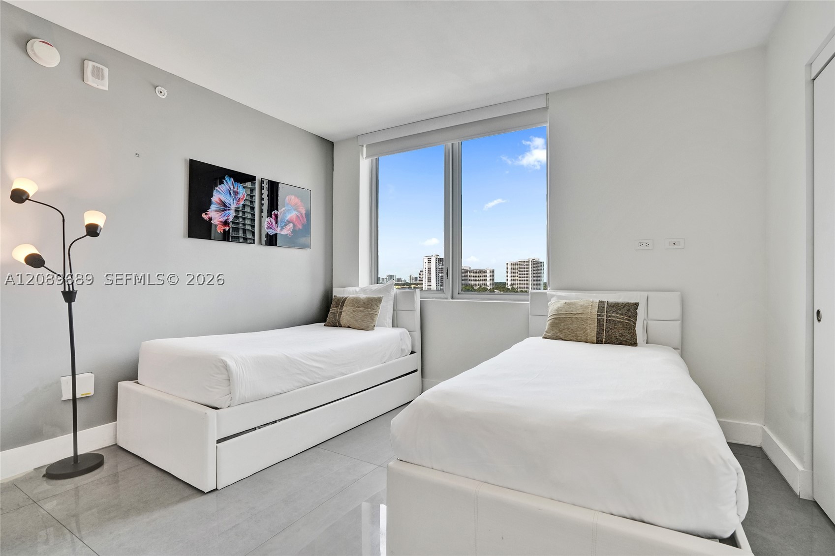 image Beachwalk Condominium21