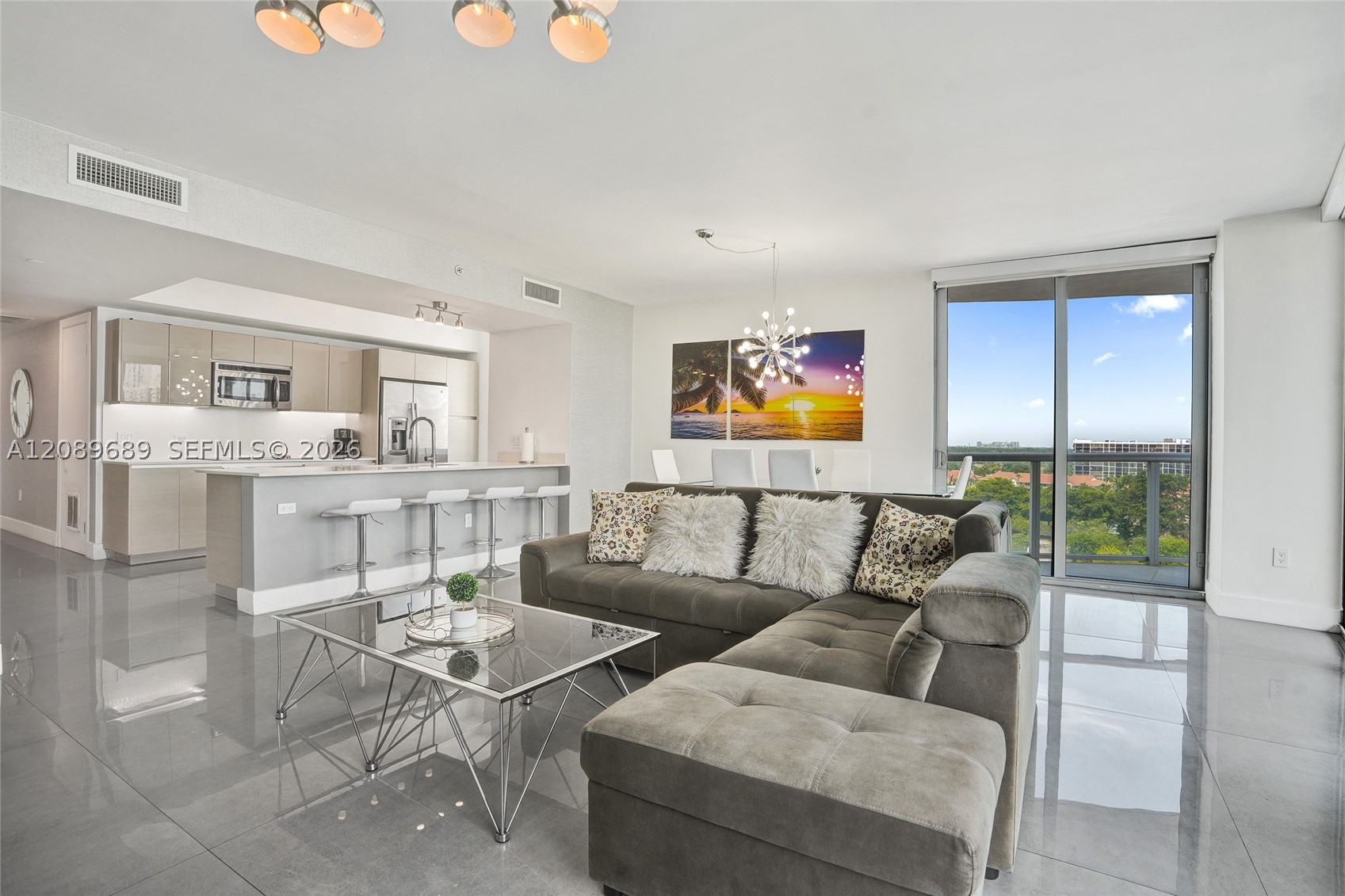 image Beachwalk Condominium2
