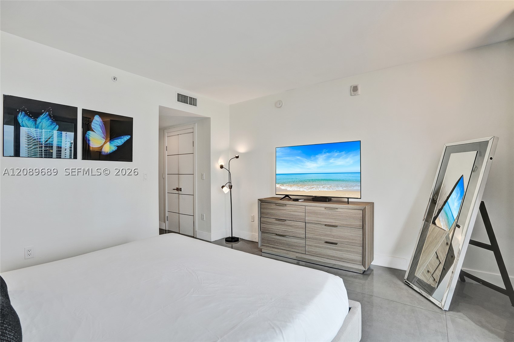 image Beachwalk Condominium32