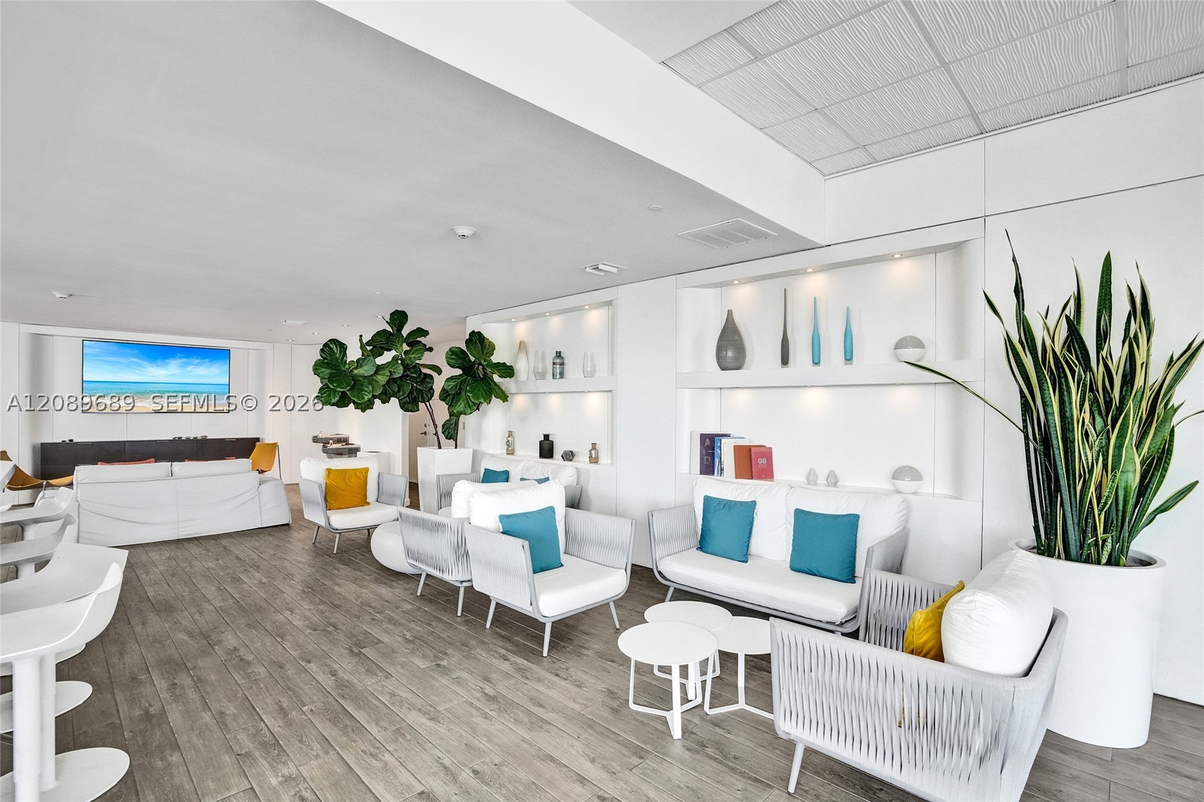 image Beachwalk Condominium49