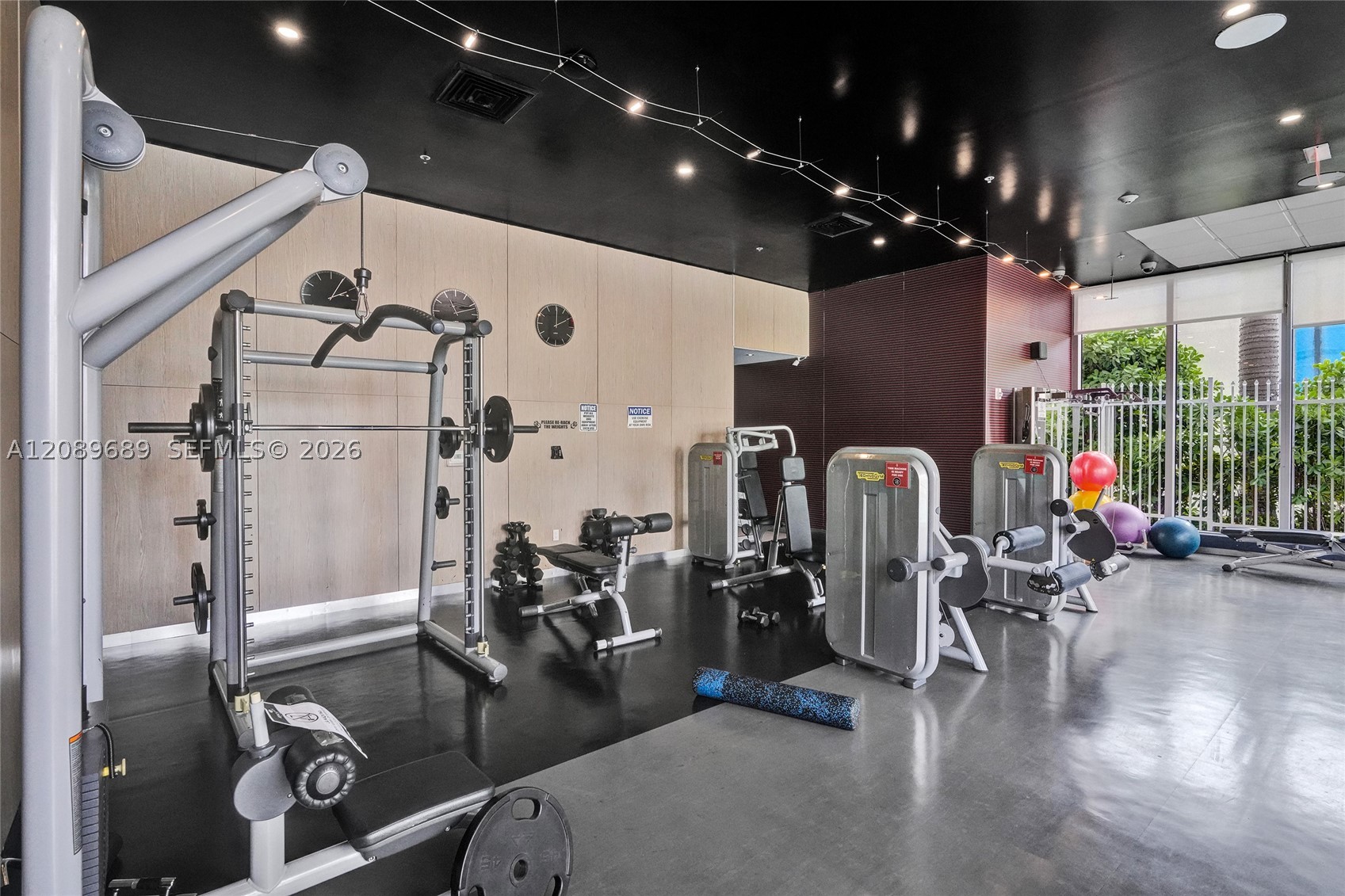 image Beachwalk Condominium57