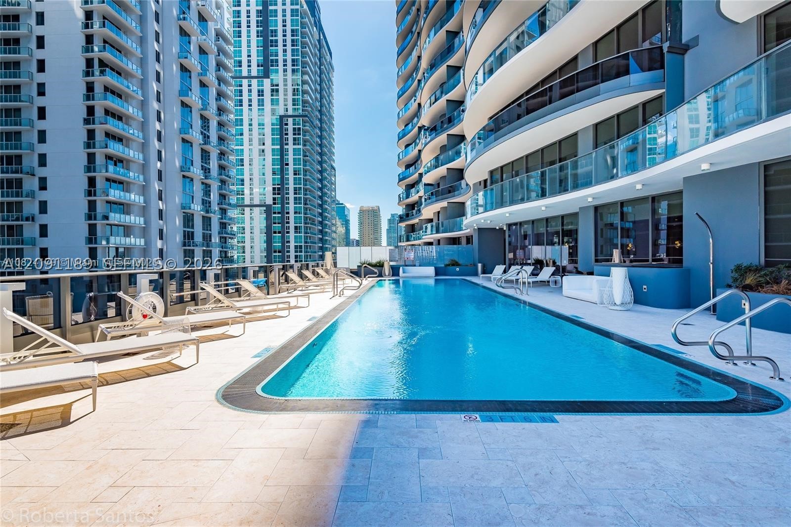 image Brickell Flatiron15