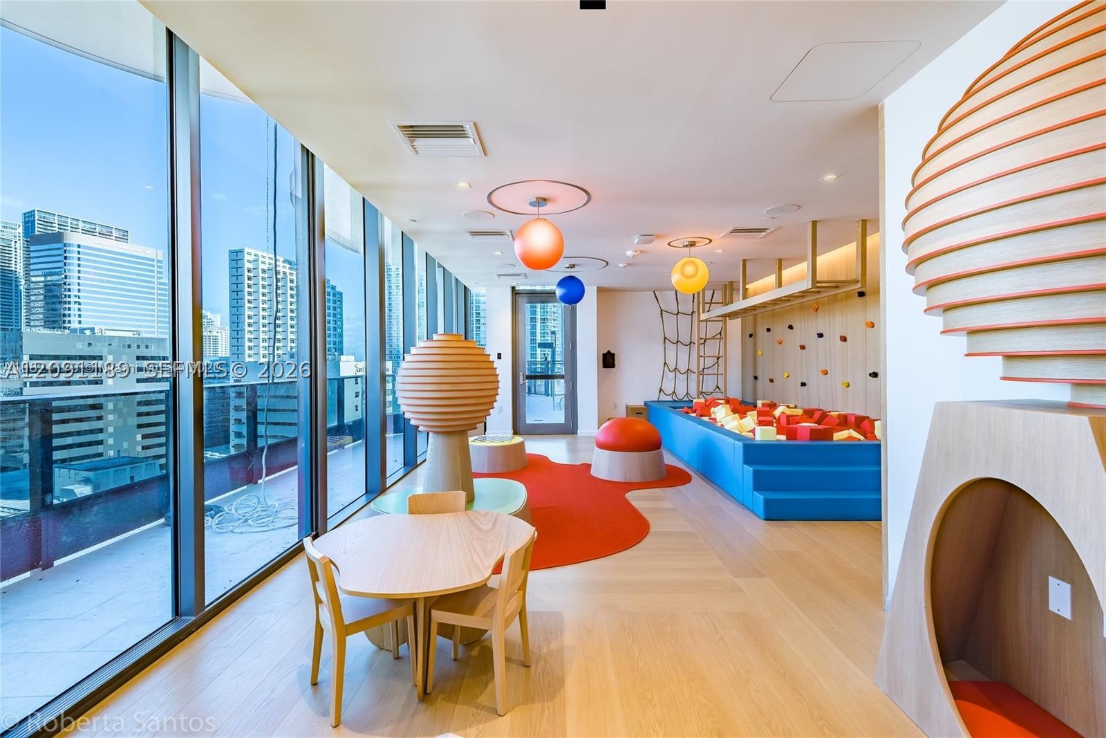 image Brickell Flatiron16