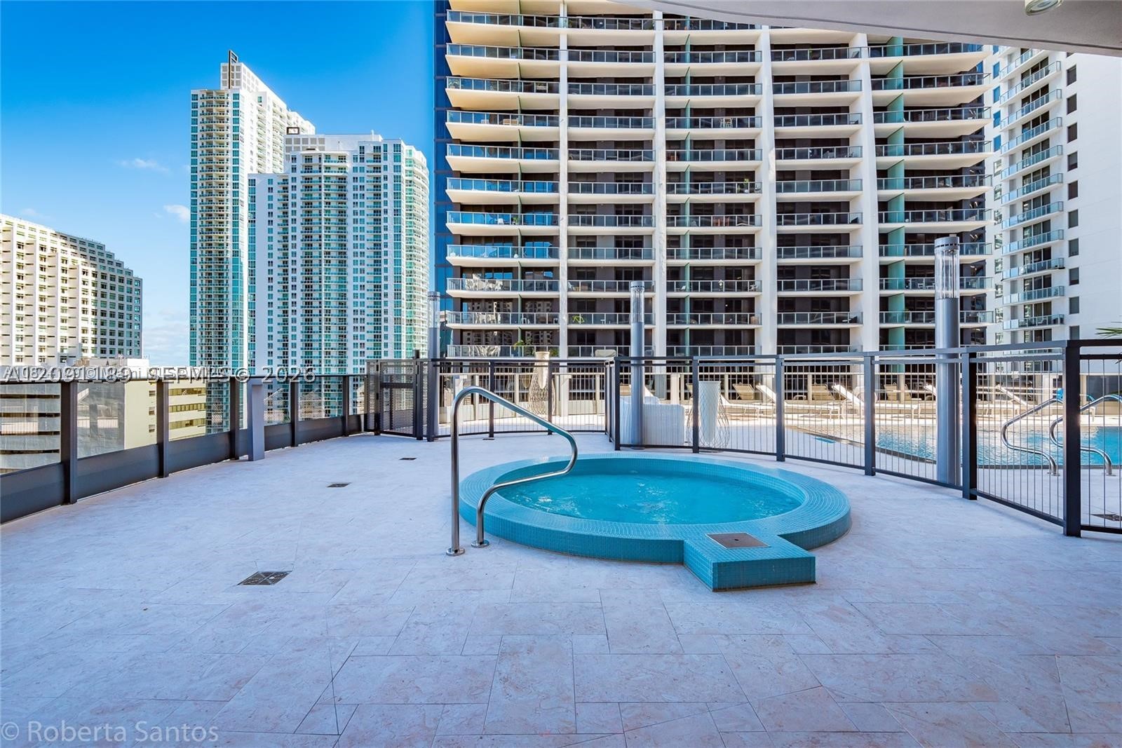 image Brickell Flatiron17