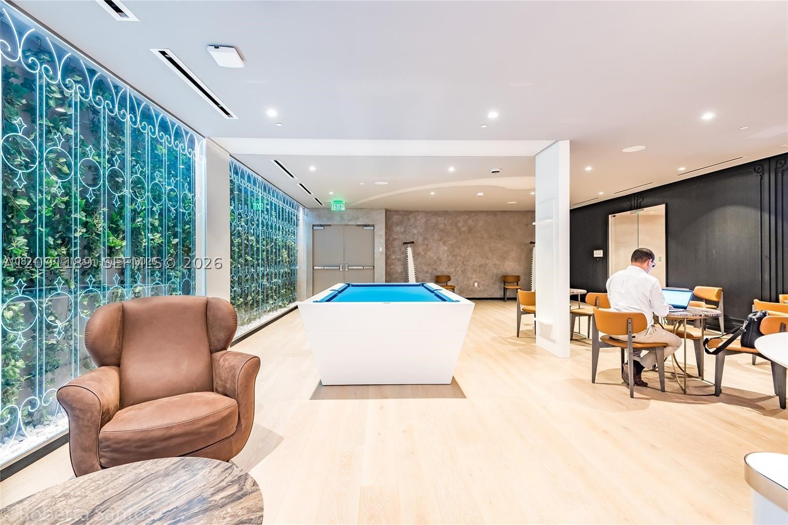 image Brickell Flatiron18