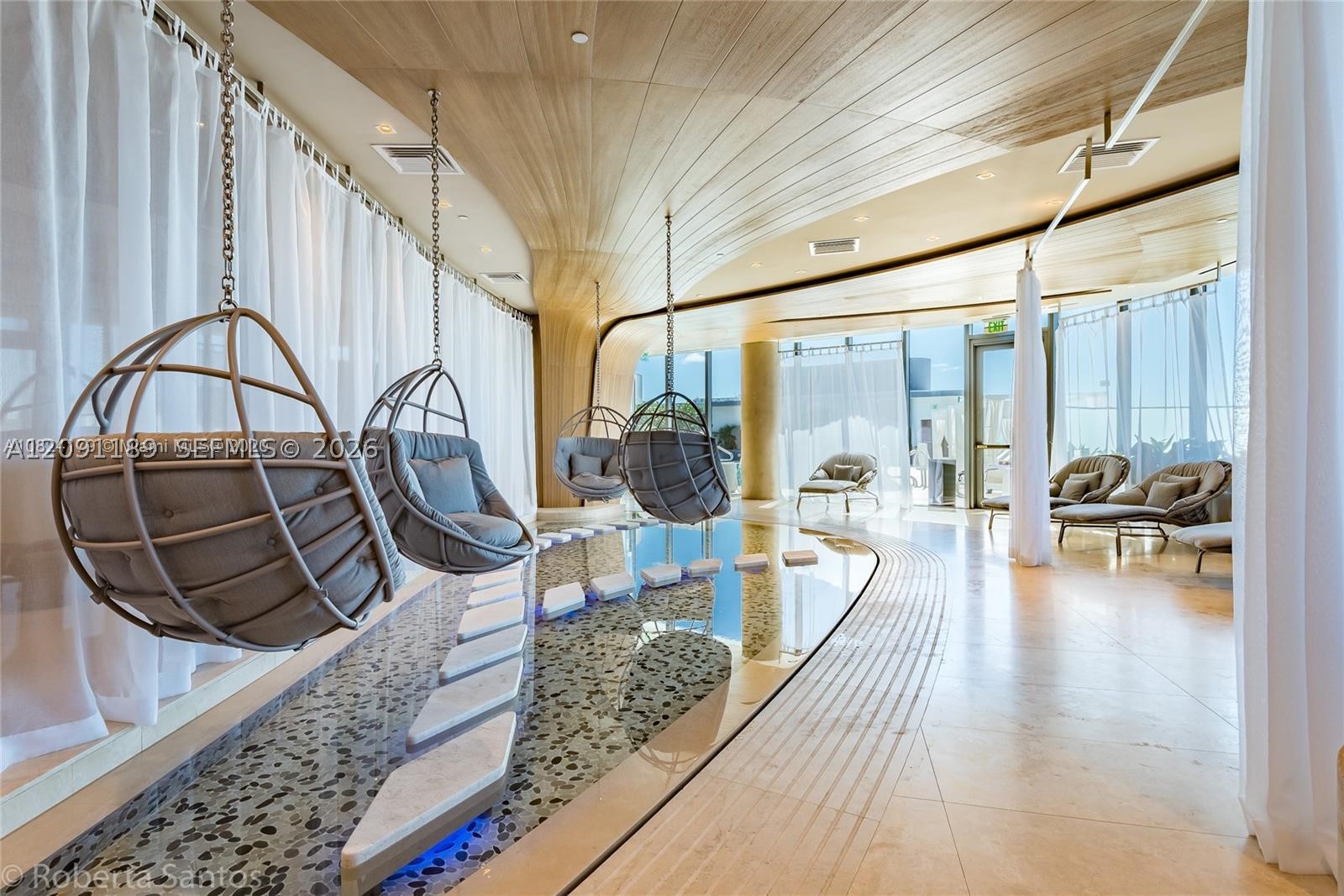 image Brickell Flatiron5