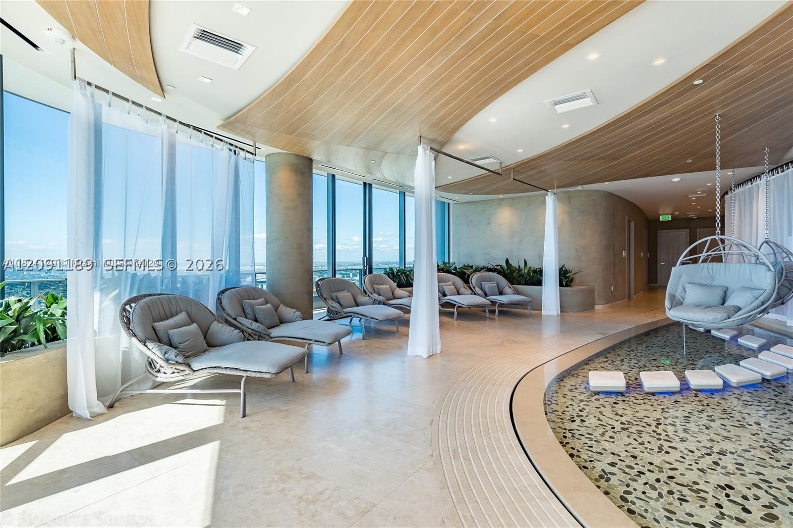 image Brickell Flatiron6