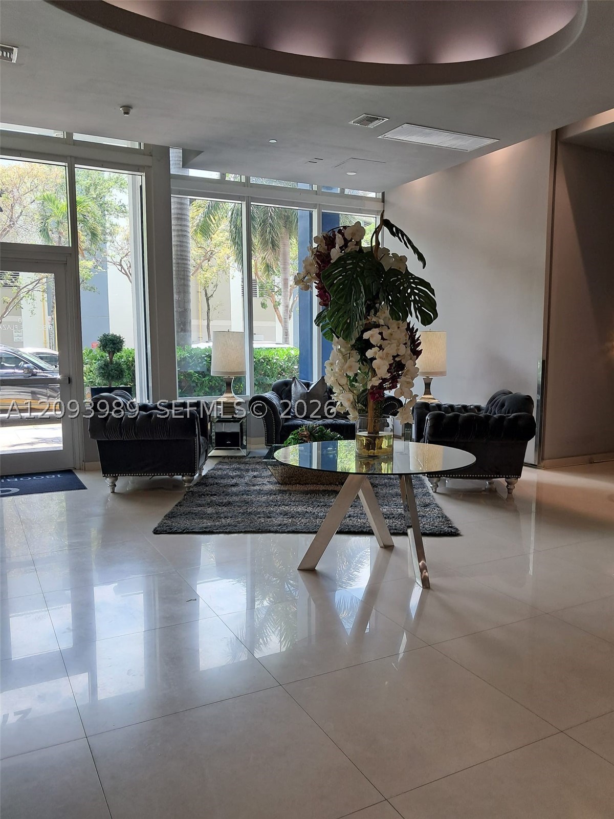 image 1800 Biscayne Plaza4