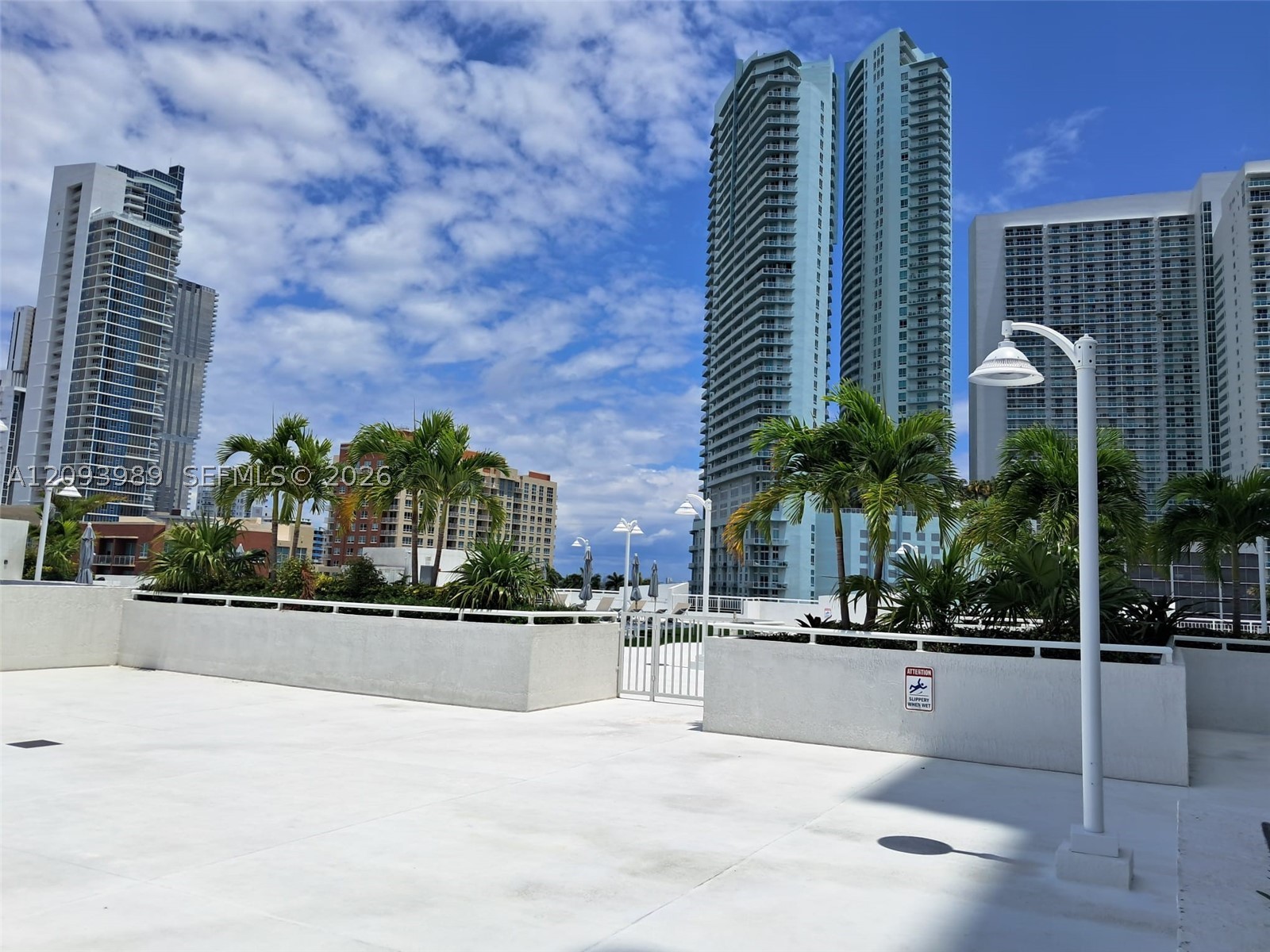 image 1800 Biscayne Plaza6