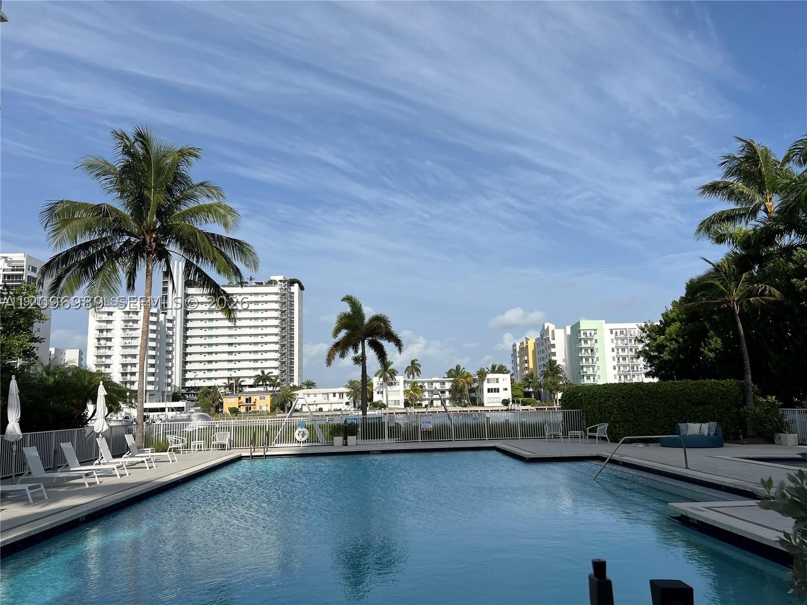 image Eloquence on the Bay17