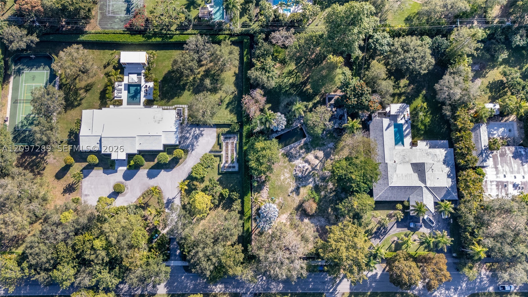 6300 SW 104th St Pinecrest, FL 33156