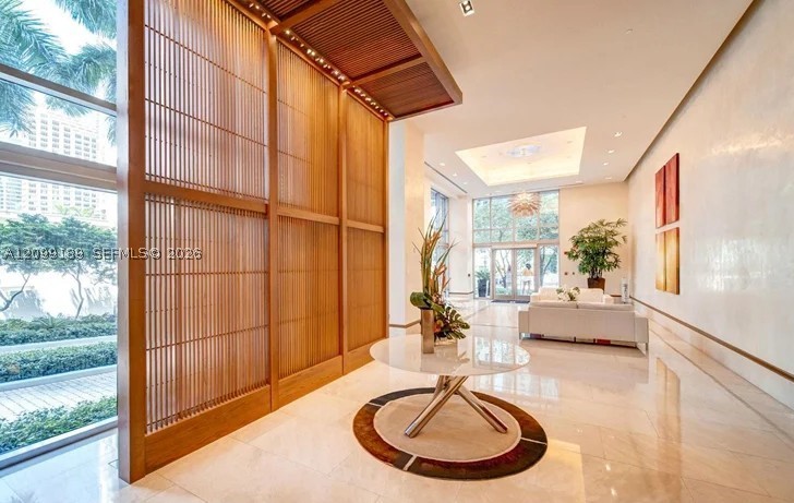 image 1060 Brickell - 10602