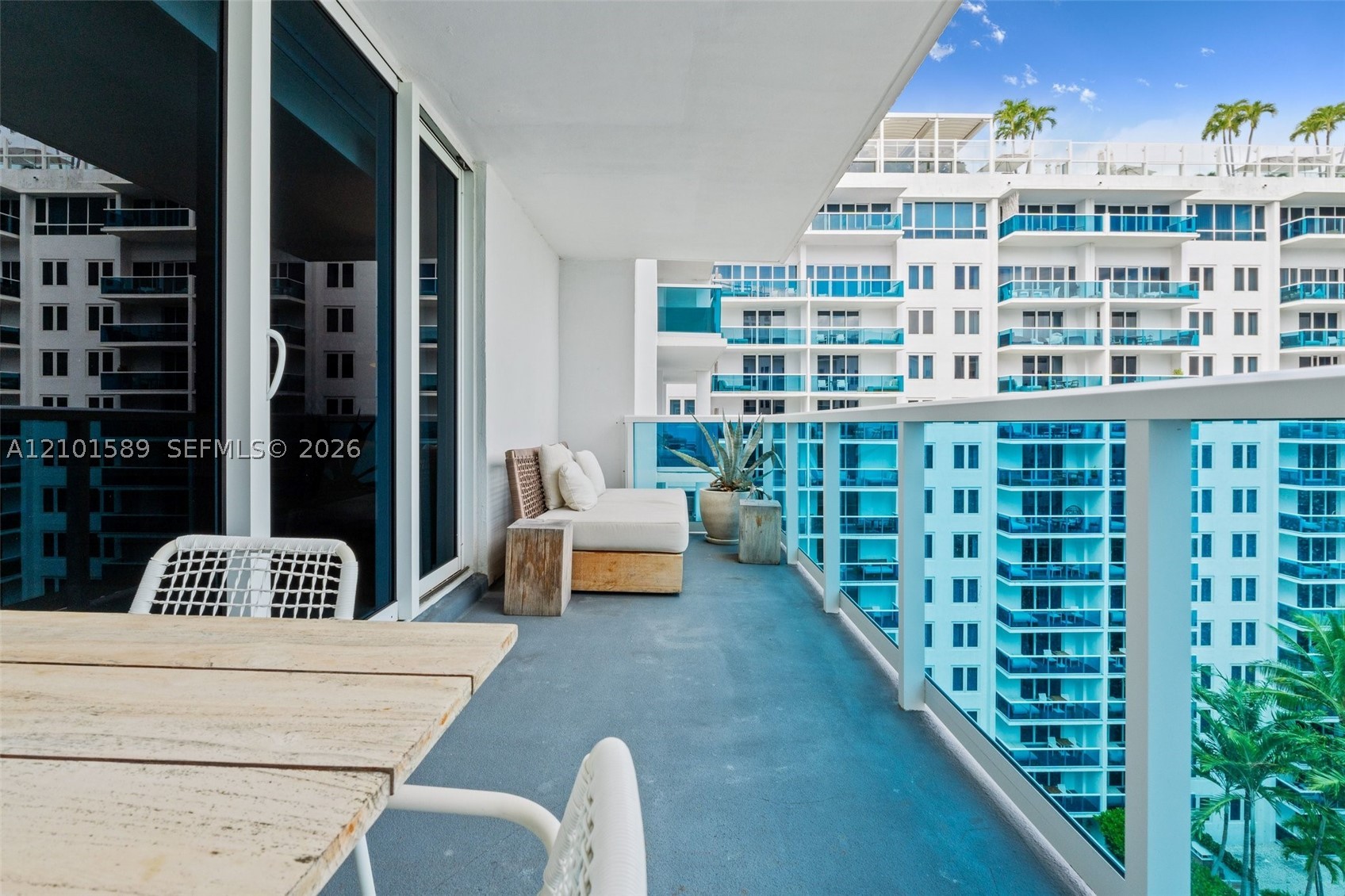 image 1 Hotel & Homes South Beach14