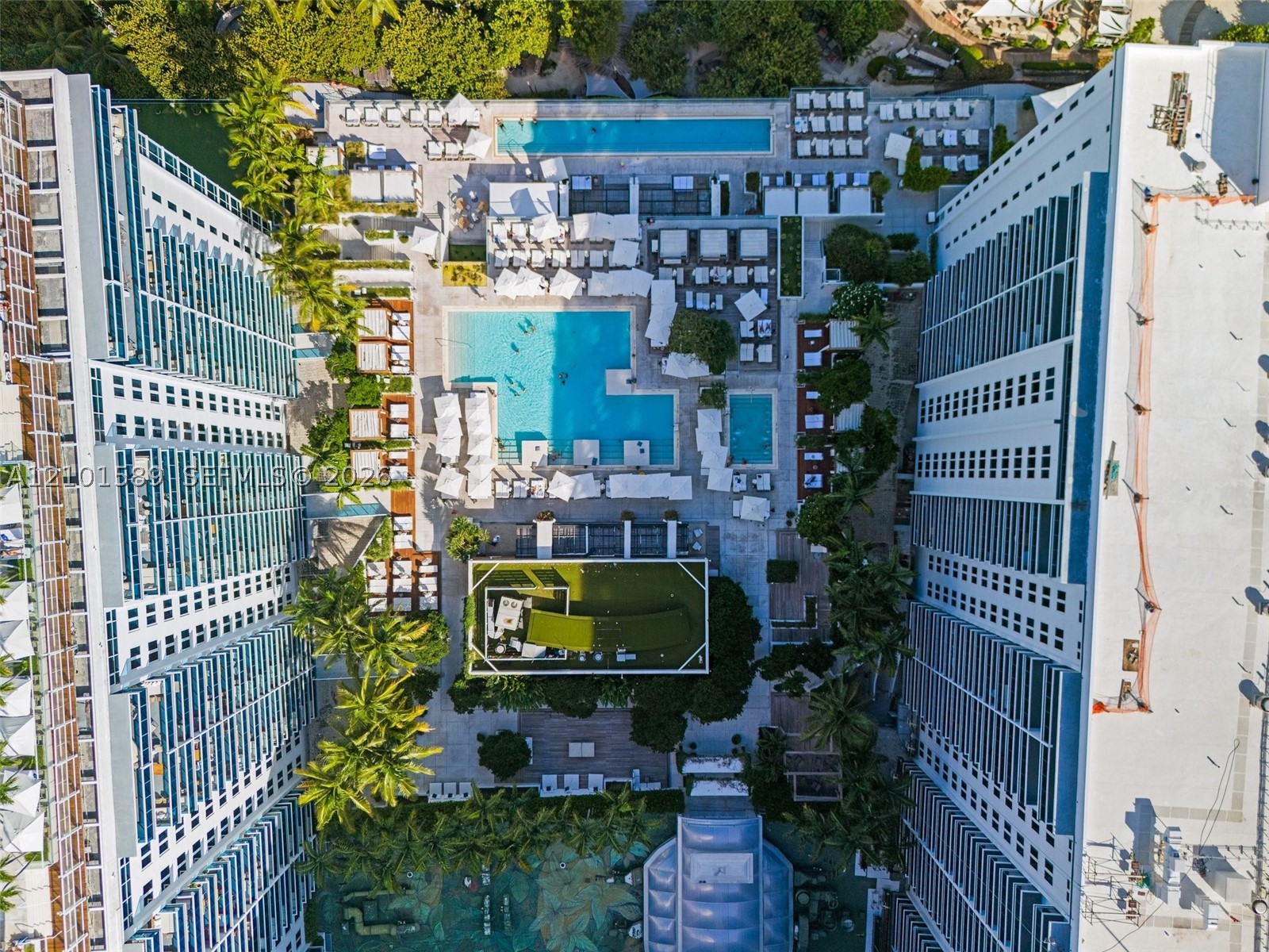 image 1 Hotel & Homes South Beach17