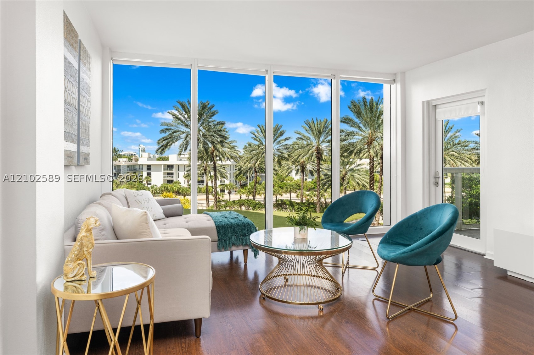 10275 Collins Ave #327