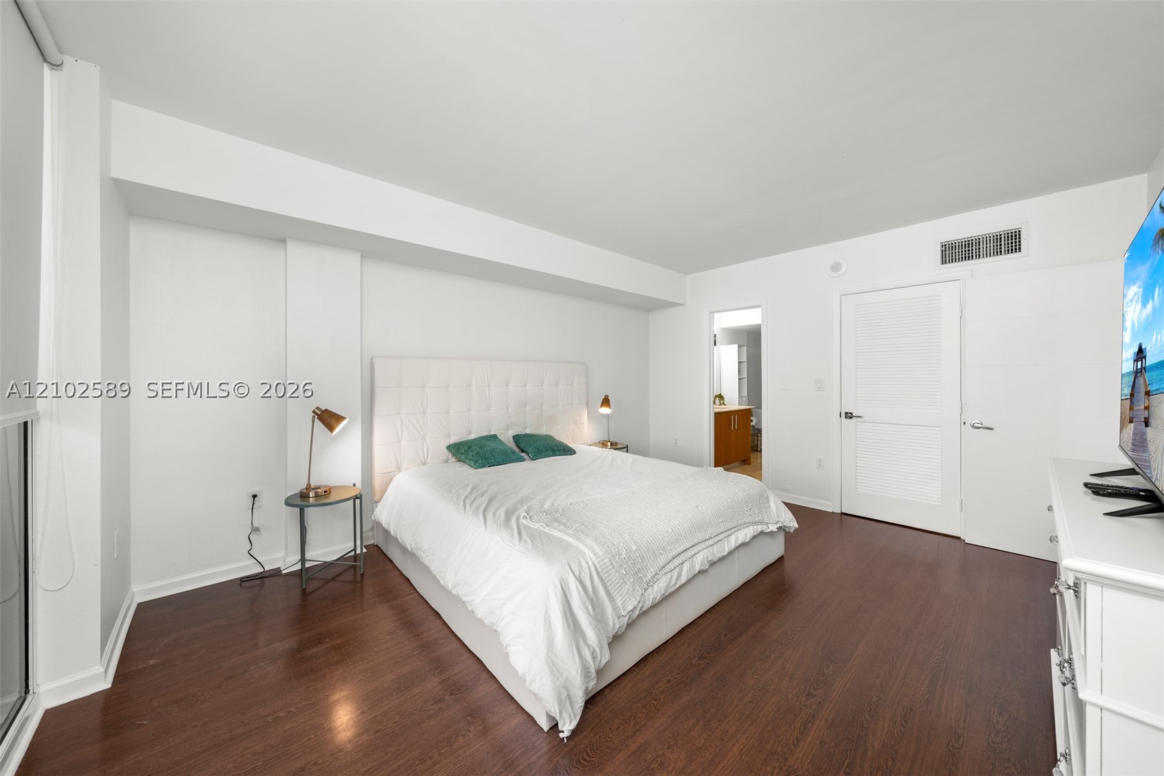 image Harbour House16