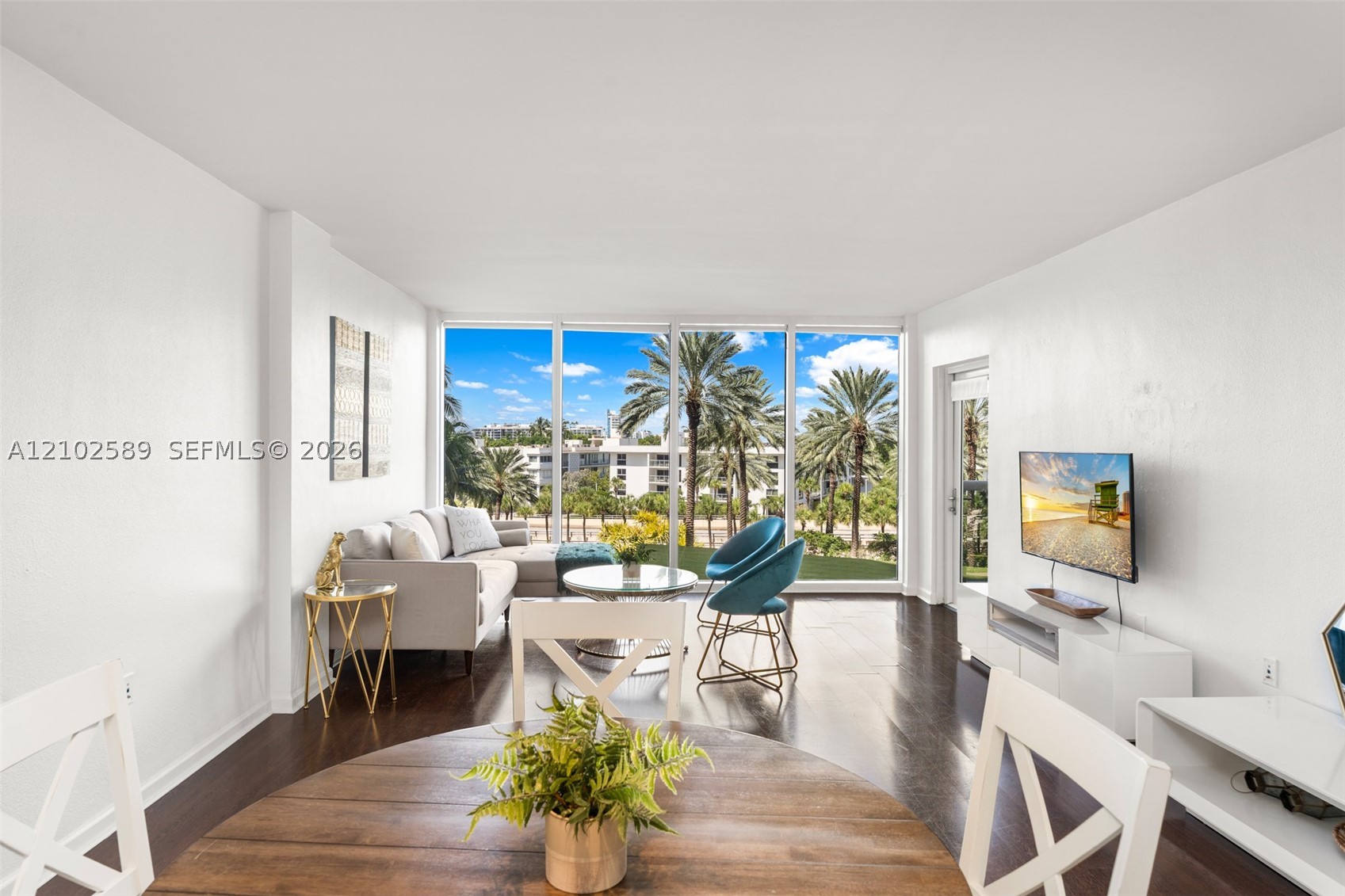 image Harbour House5