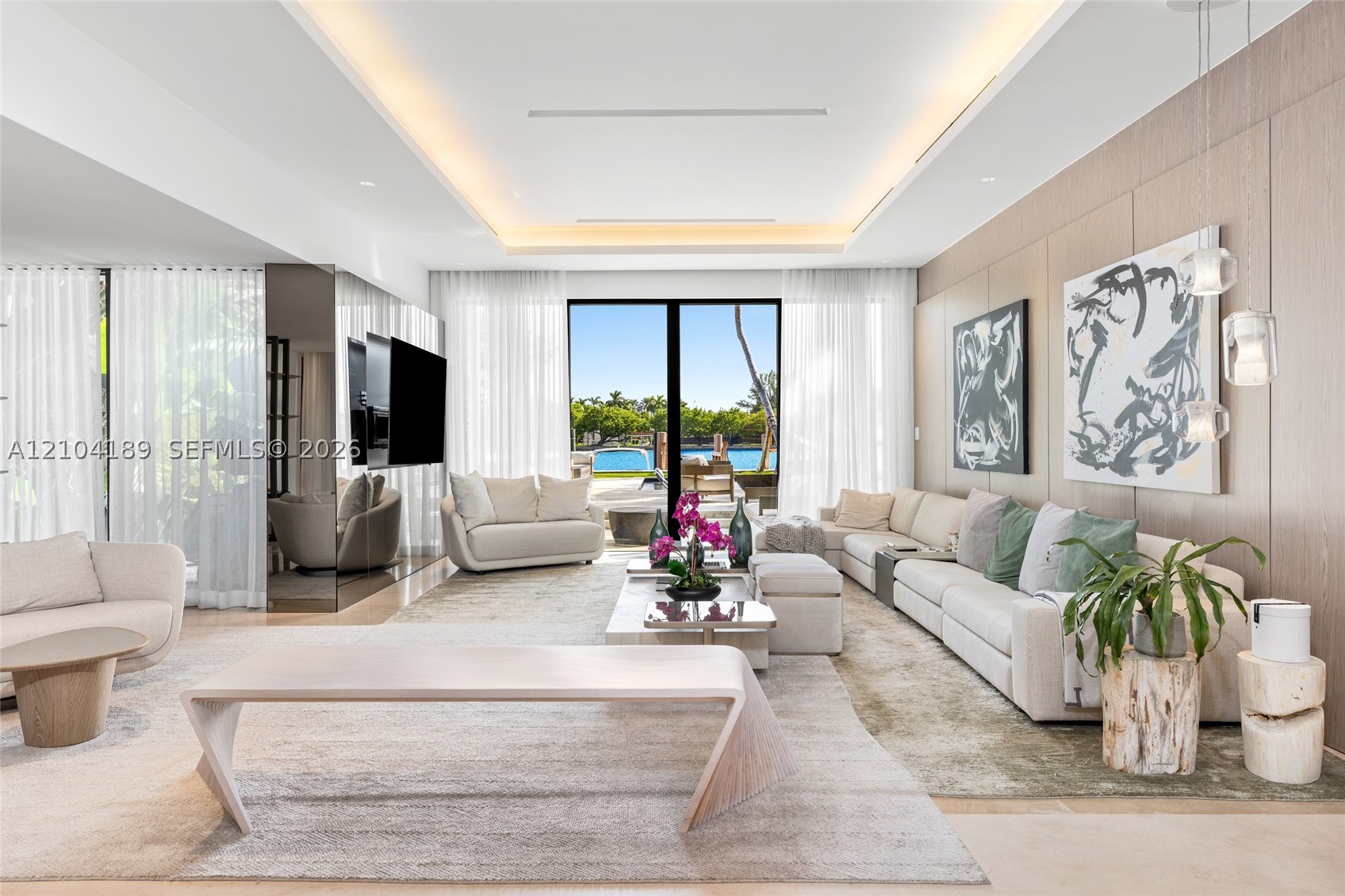 250 S Hibiscus Dr Miami Beach, FL 33139