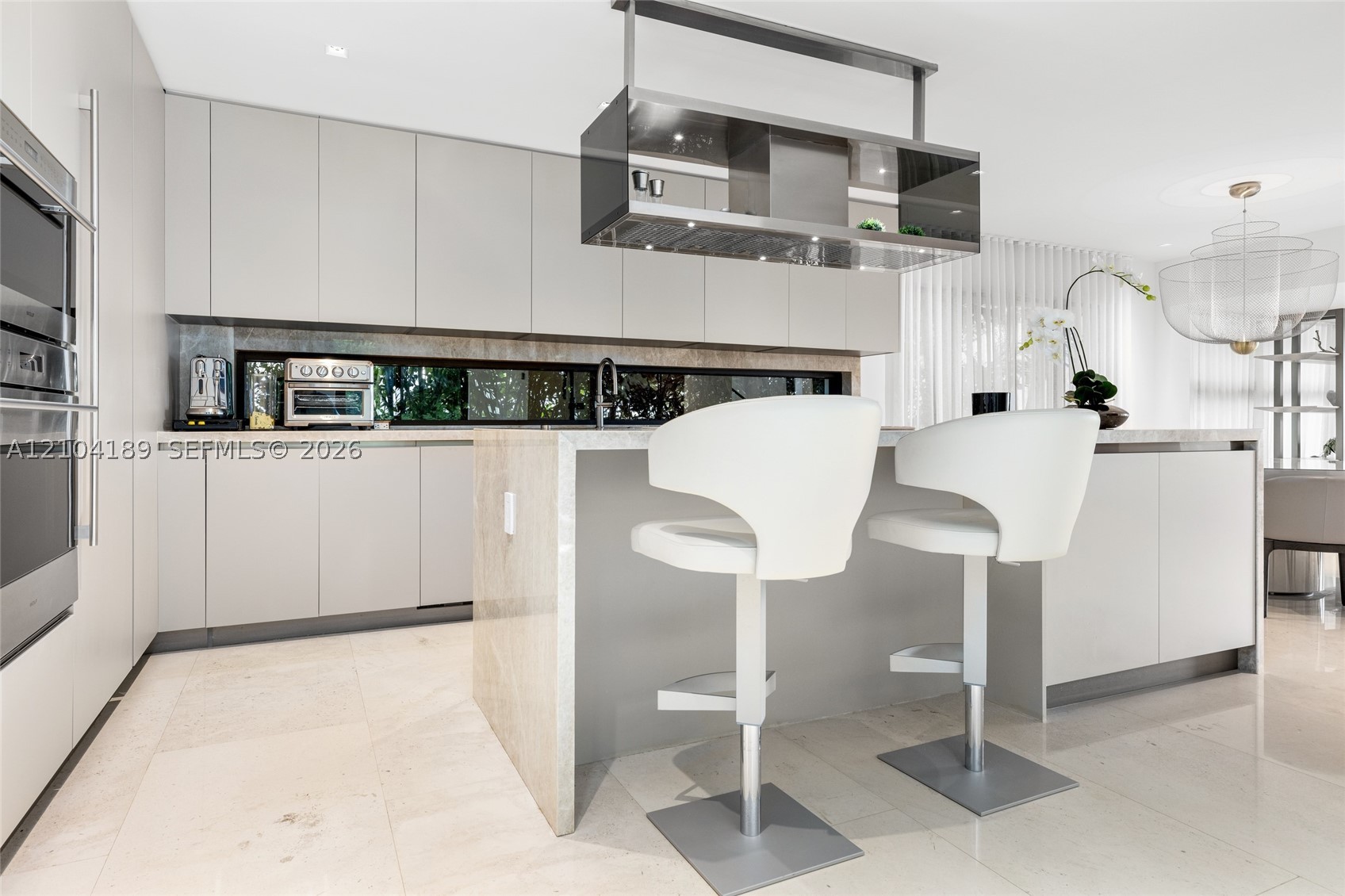 250 S Hibiscus Dr Miami Beach, FL 33139