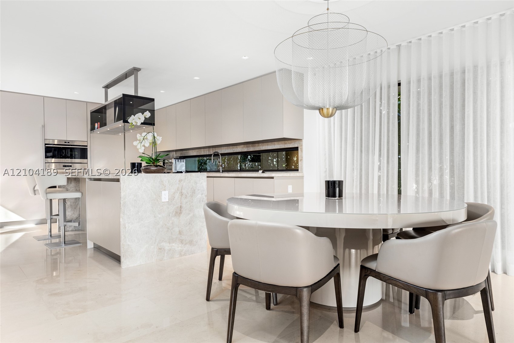 250 S Hibiscus Dr Miami Beach, FL 33139