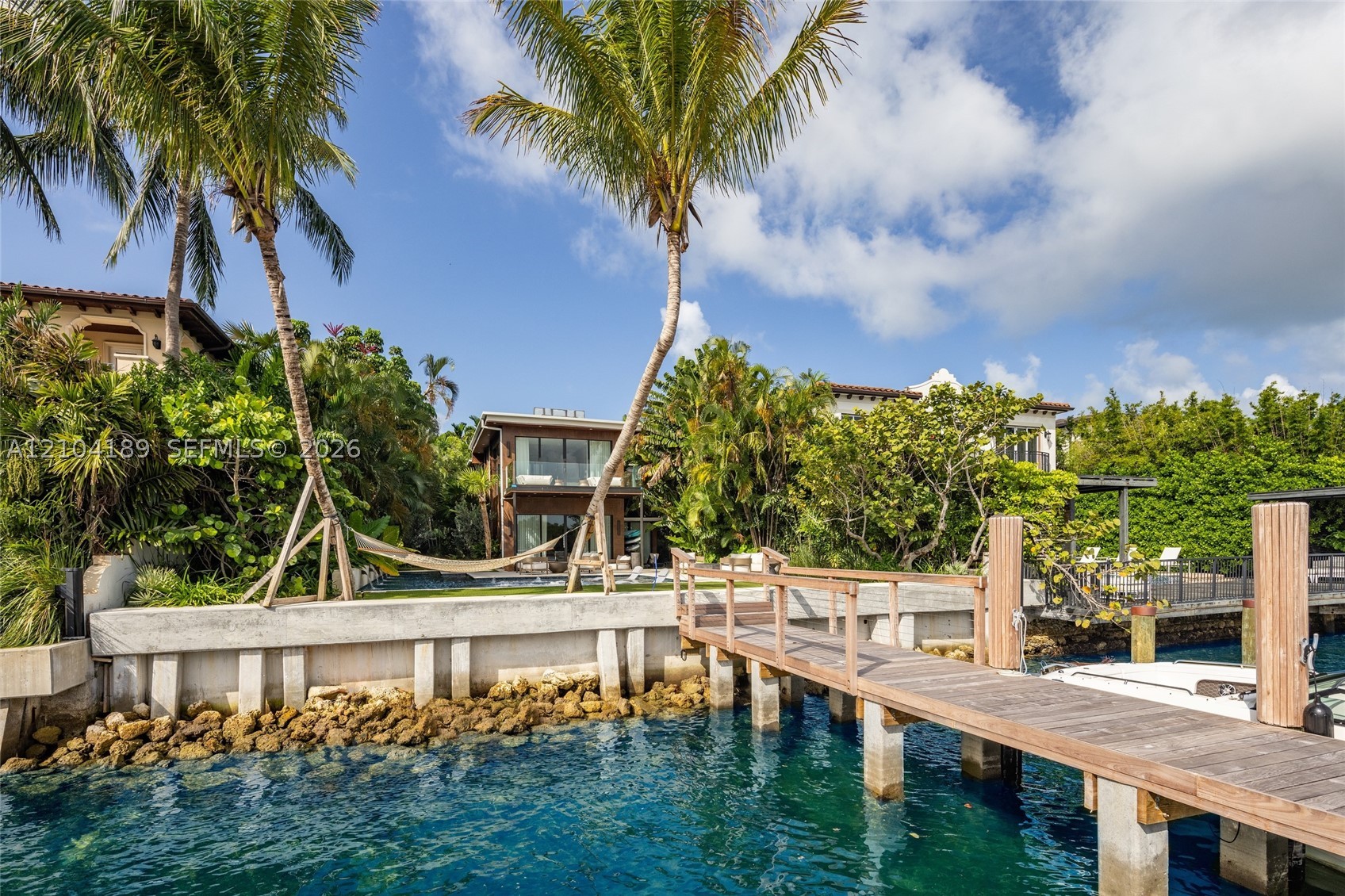 250 S Hibiscus Dr Miami Beach, FL 33139