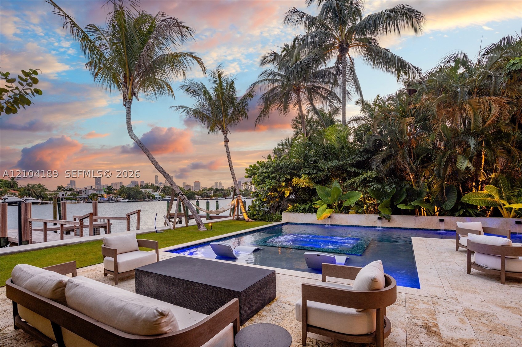 250 S Hibiscus Dr Miami Beach, FL 33139