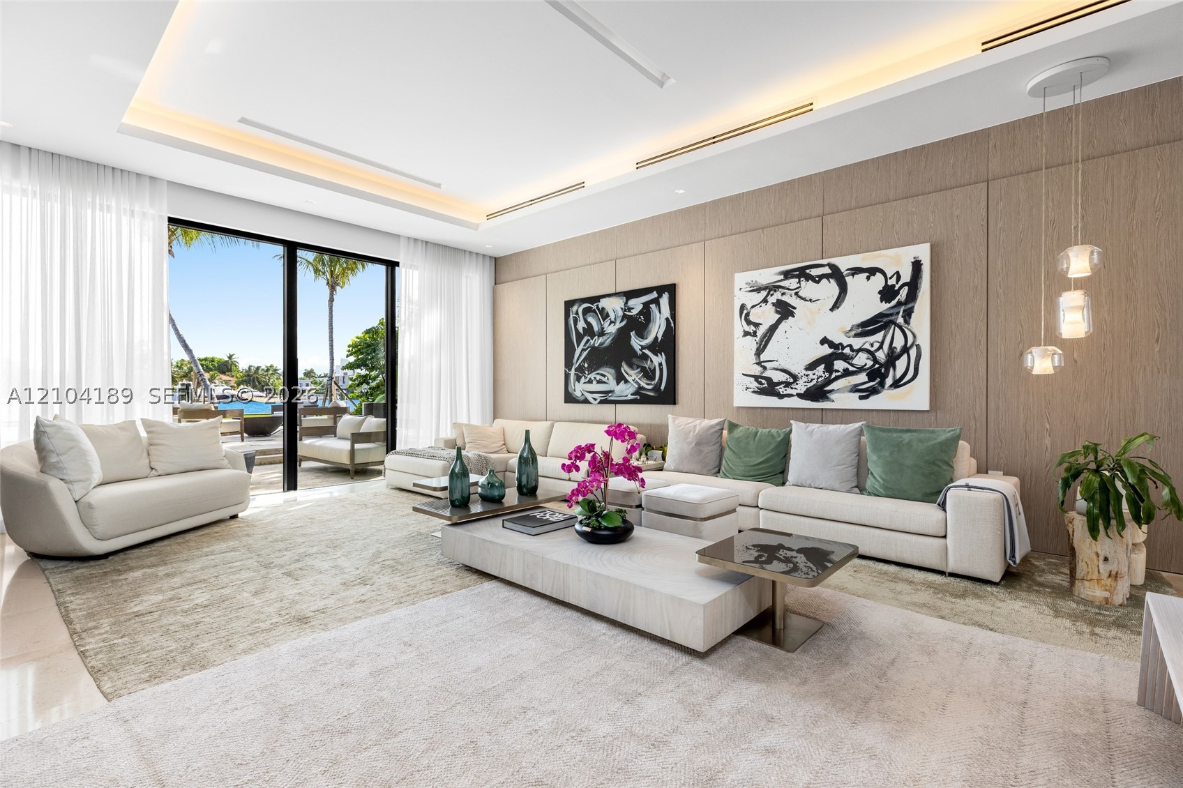 250 S Hibiscus Dr Miami Beach, FL 33139