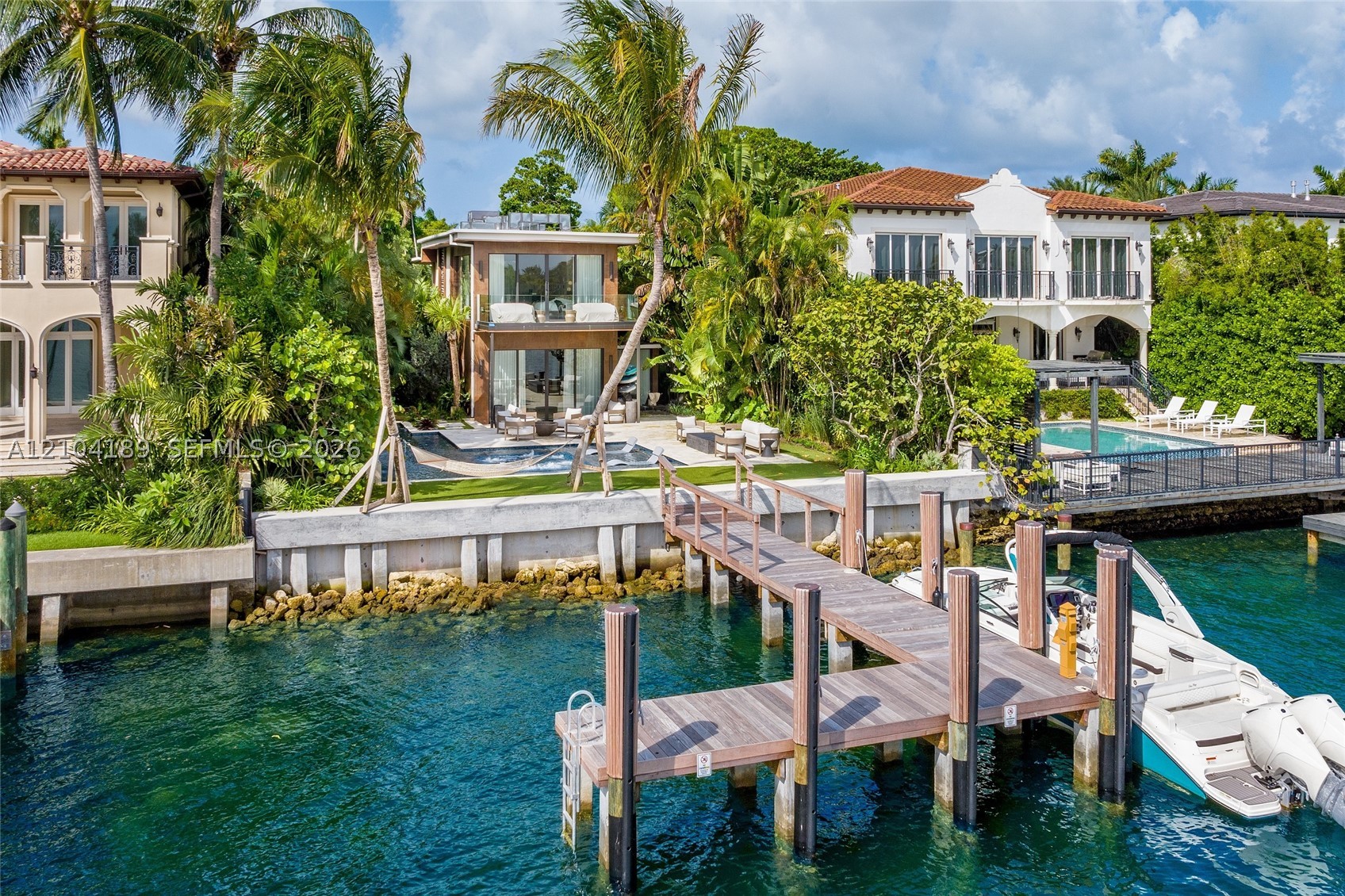 250 S Hibiscus Dr Miami Beach, FL 33139