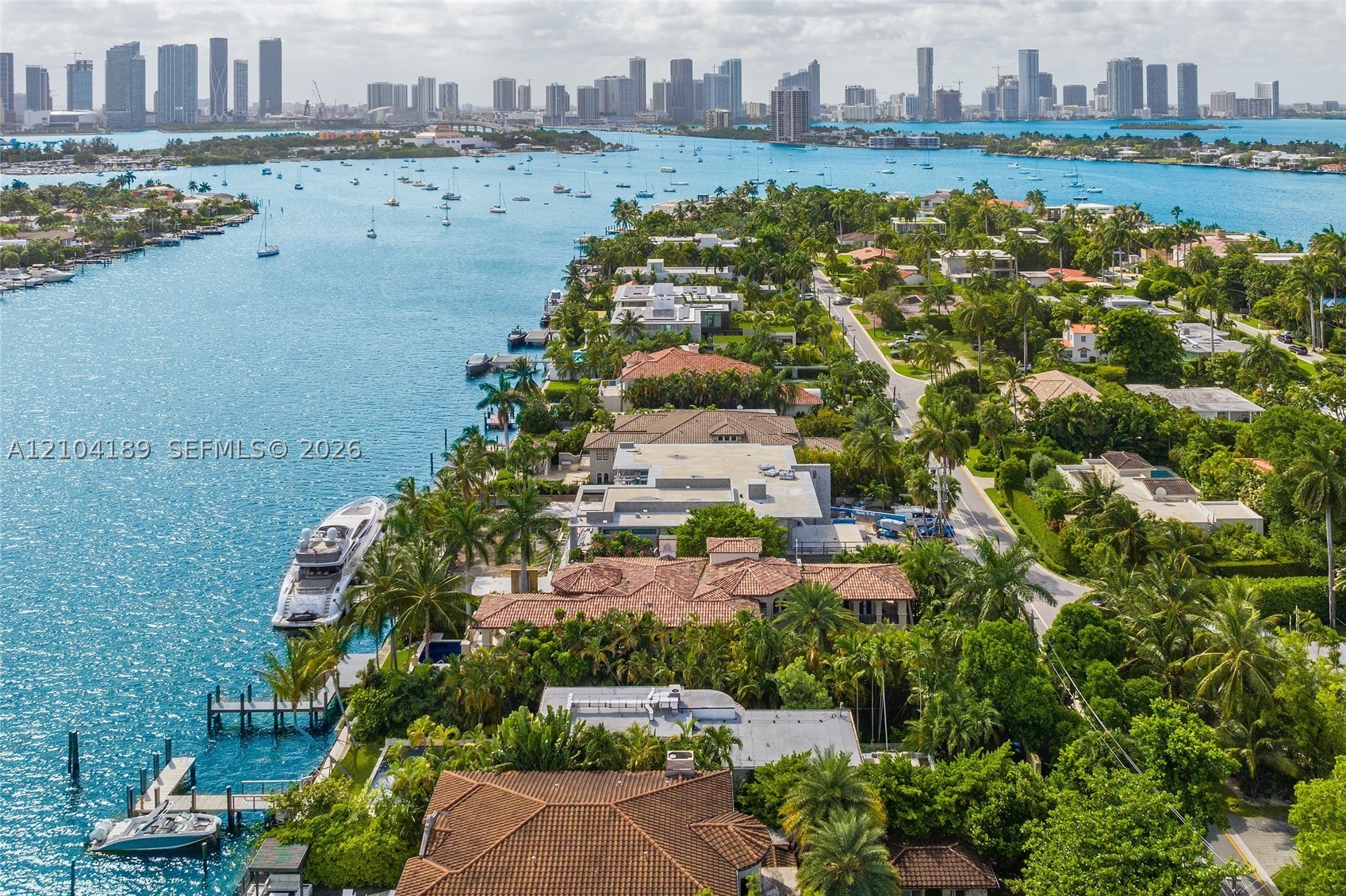 250 S Hibiscus Dr Miami Beach, FL 33139
