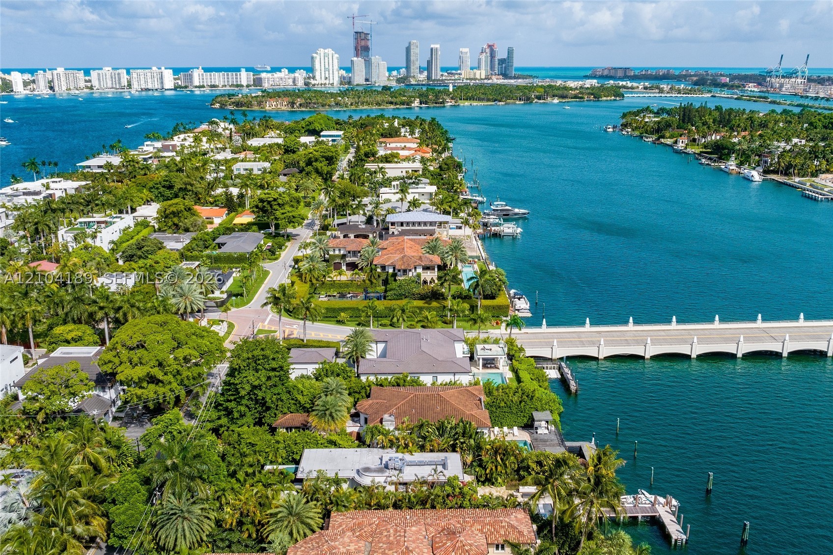 250 S Hibiscus Dr Miami Beach, FL 33139