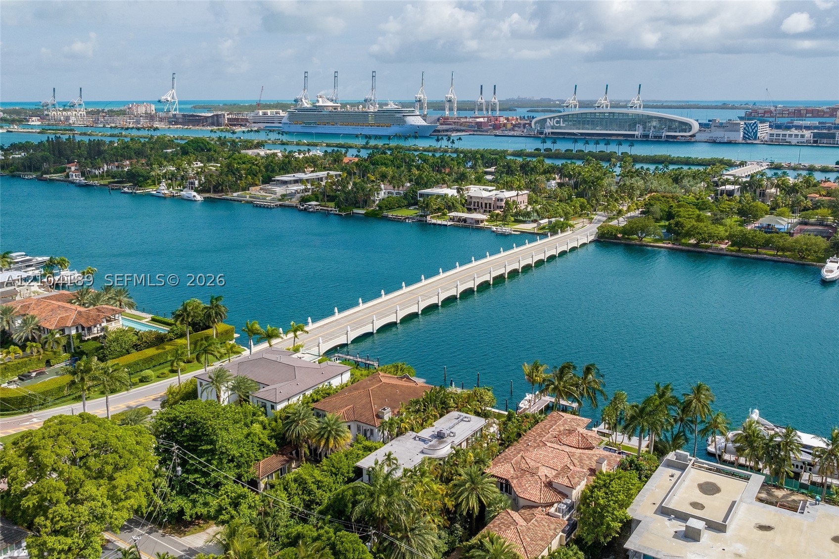 250 S Hibiscus Dr Miami Beach, FL 33139