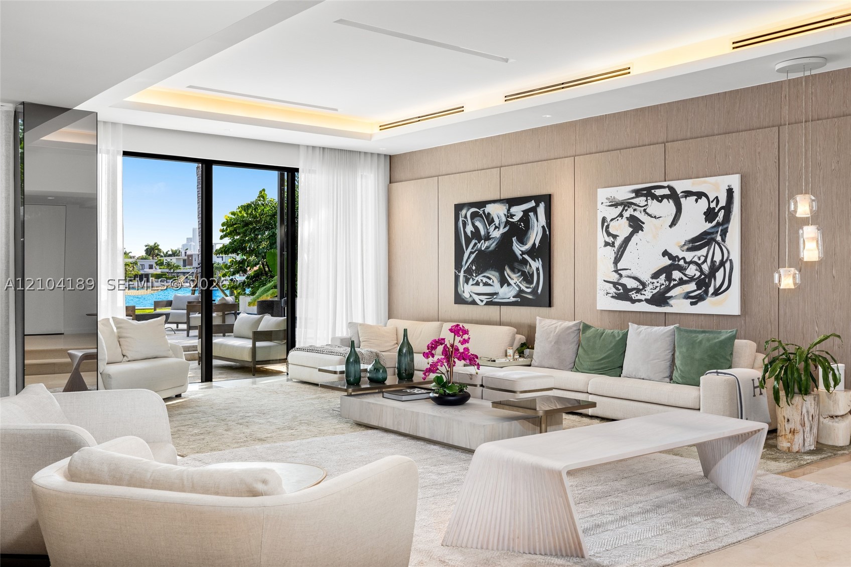 250 S Hibiscus Dr Miami Beach, FL 33139
