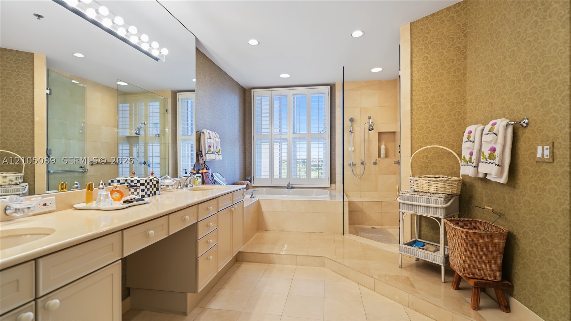 13647 Deering Bay Dr #141 Coral Gables, FL 33158