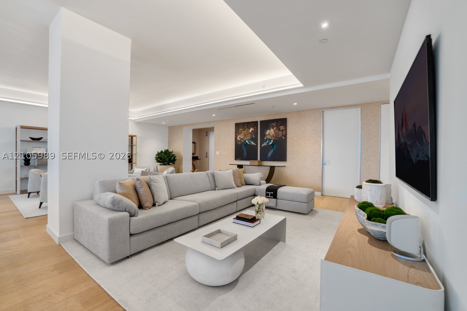6800 Fisher Is Dr #6823 Miami Beach, FL 33109