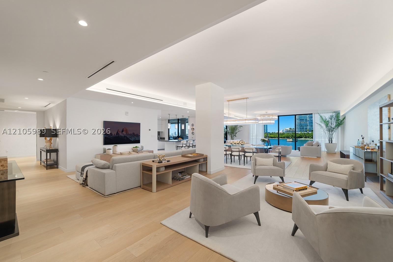 6800 Fisher Is Dr #6823 Miami Beach, FL 33109