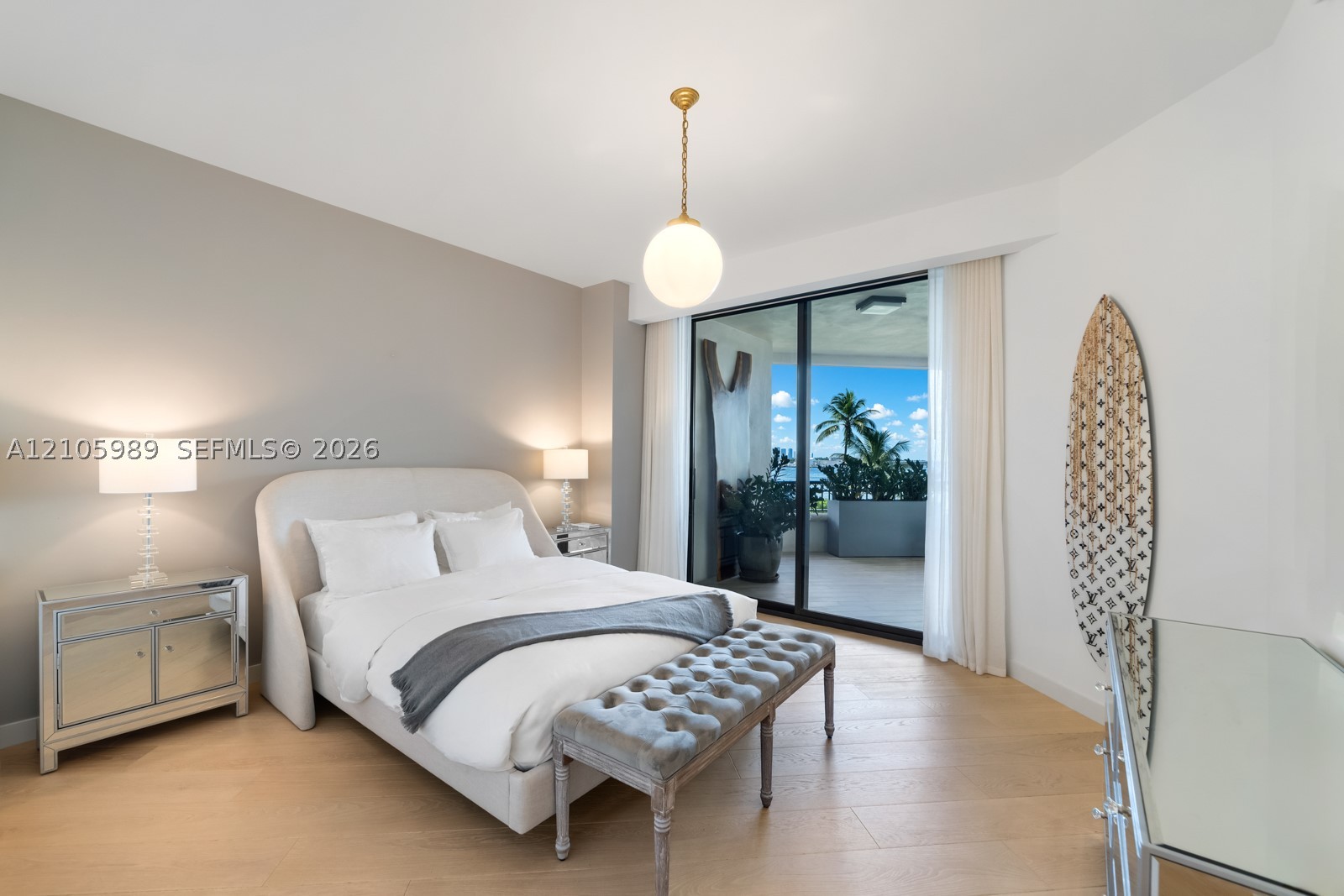 6800 Fisher Is Dr #6823 Miami Beach, FL 33109