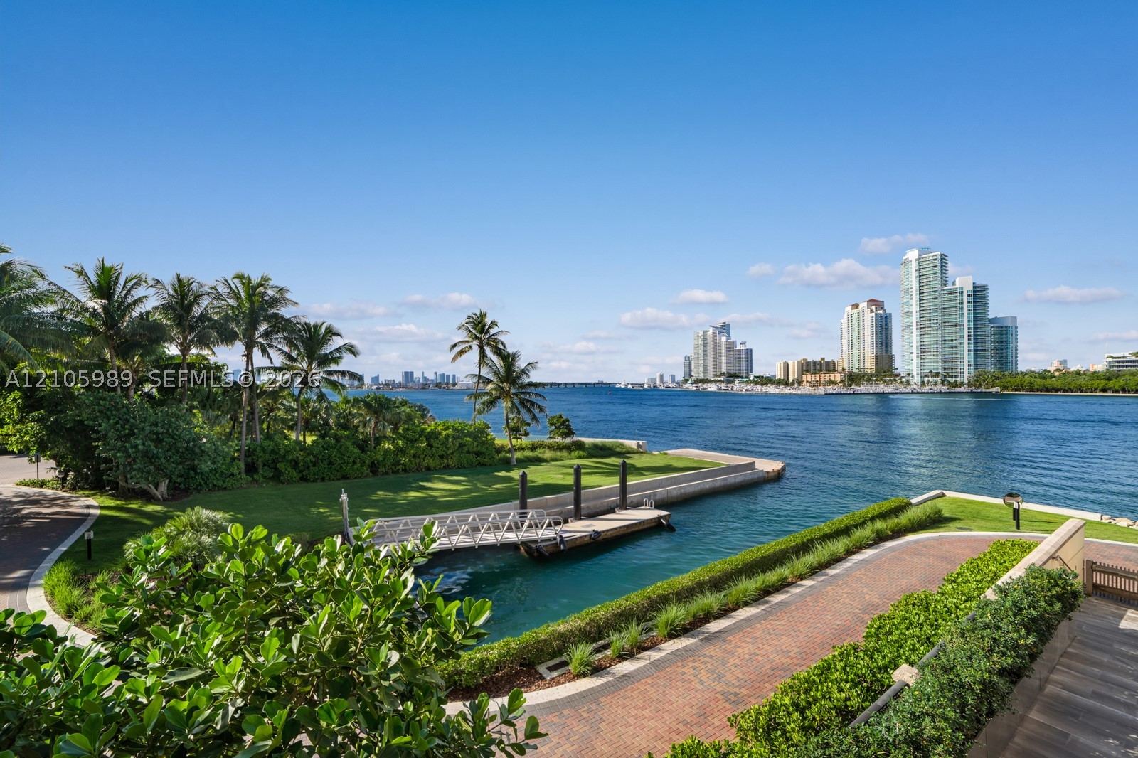 6800 Fisher Is Dr #6823 Miami Beach, FL 33109