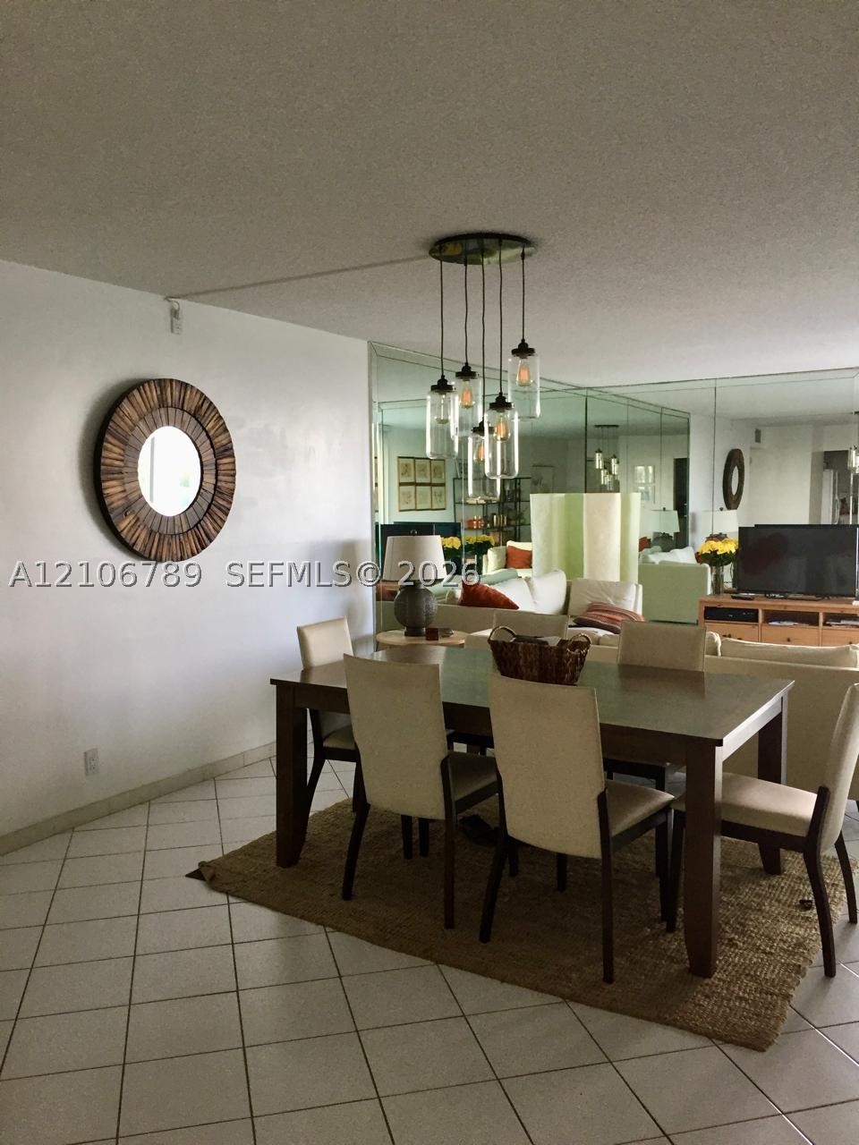 image Arlen House East16
