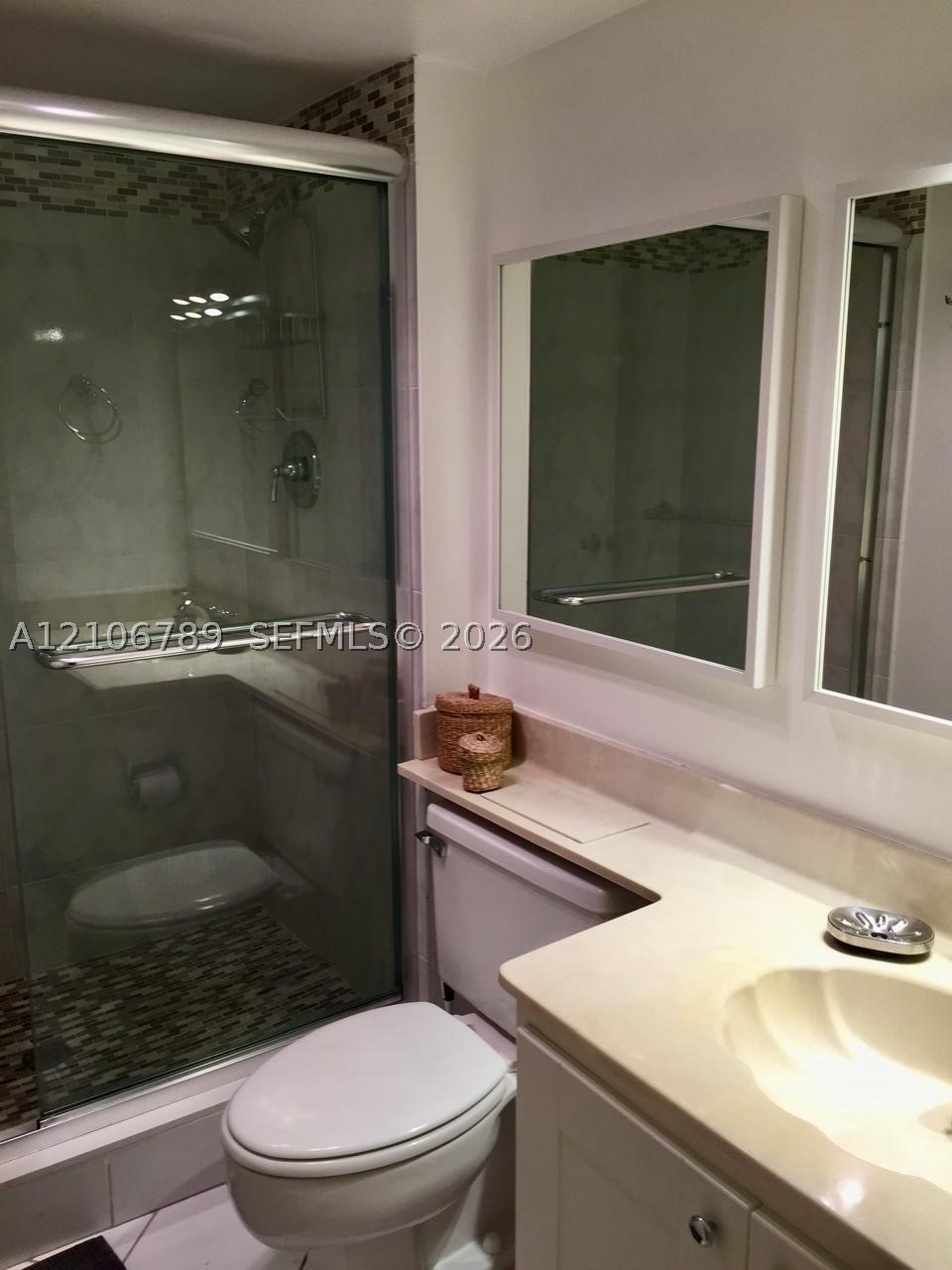 image Arlen House East28