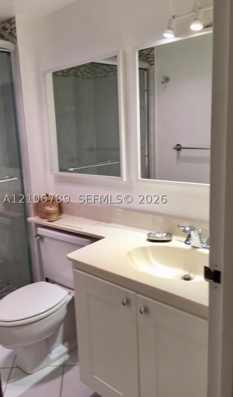 image Arlen House East29