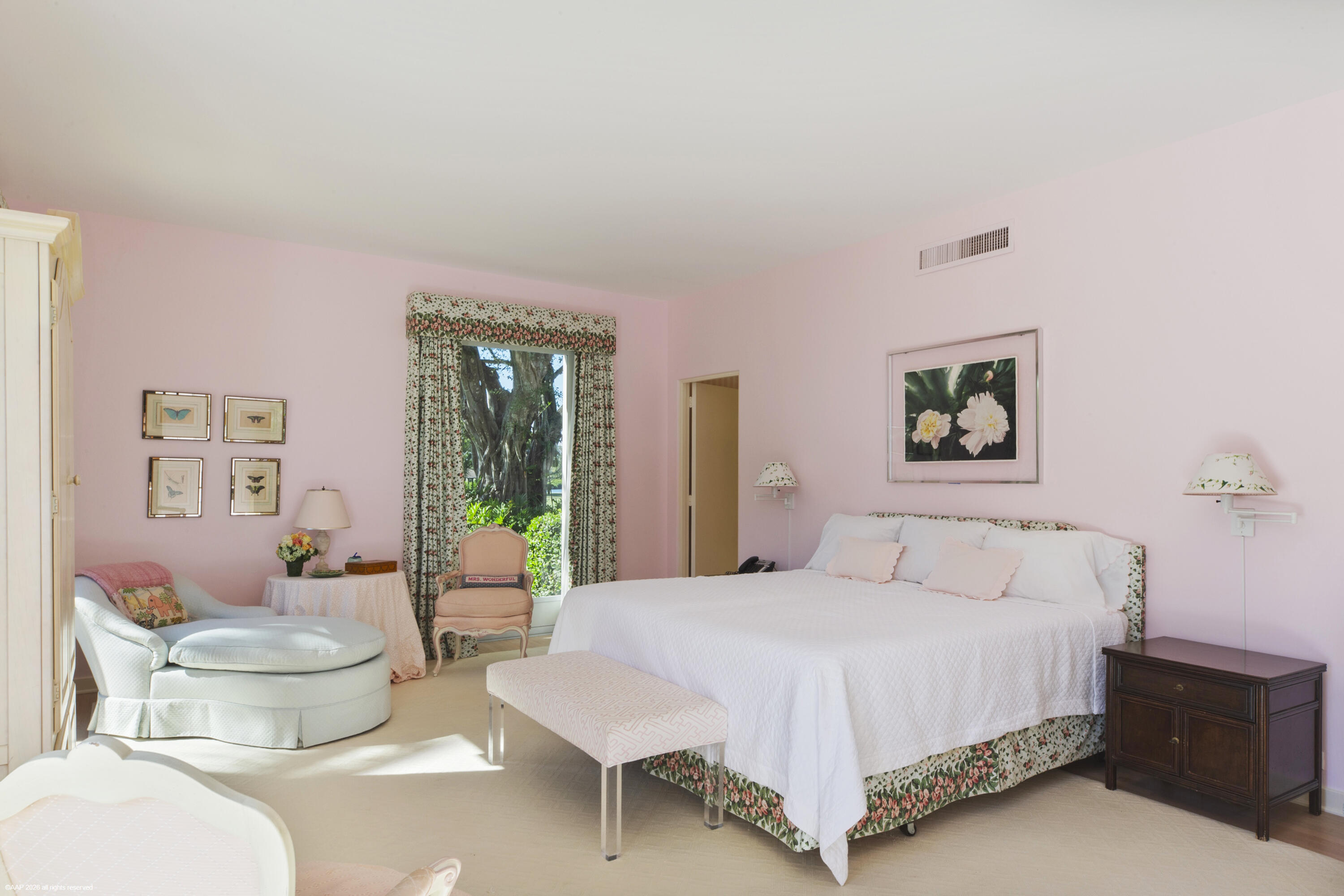 30 Gomez Jupiter Island, FL 33455