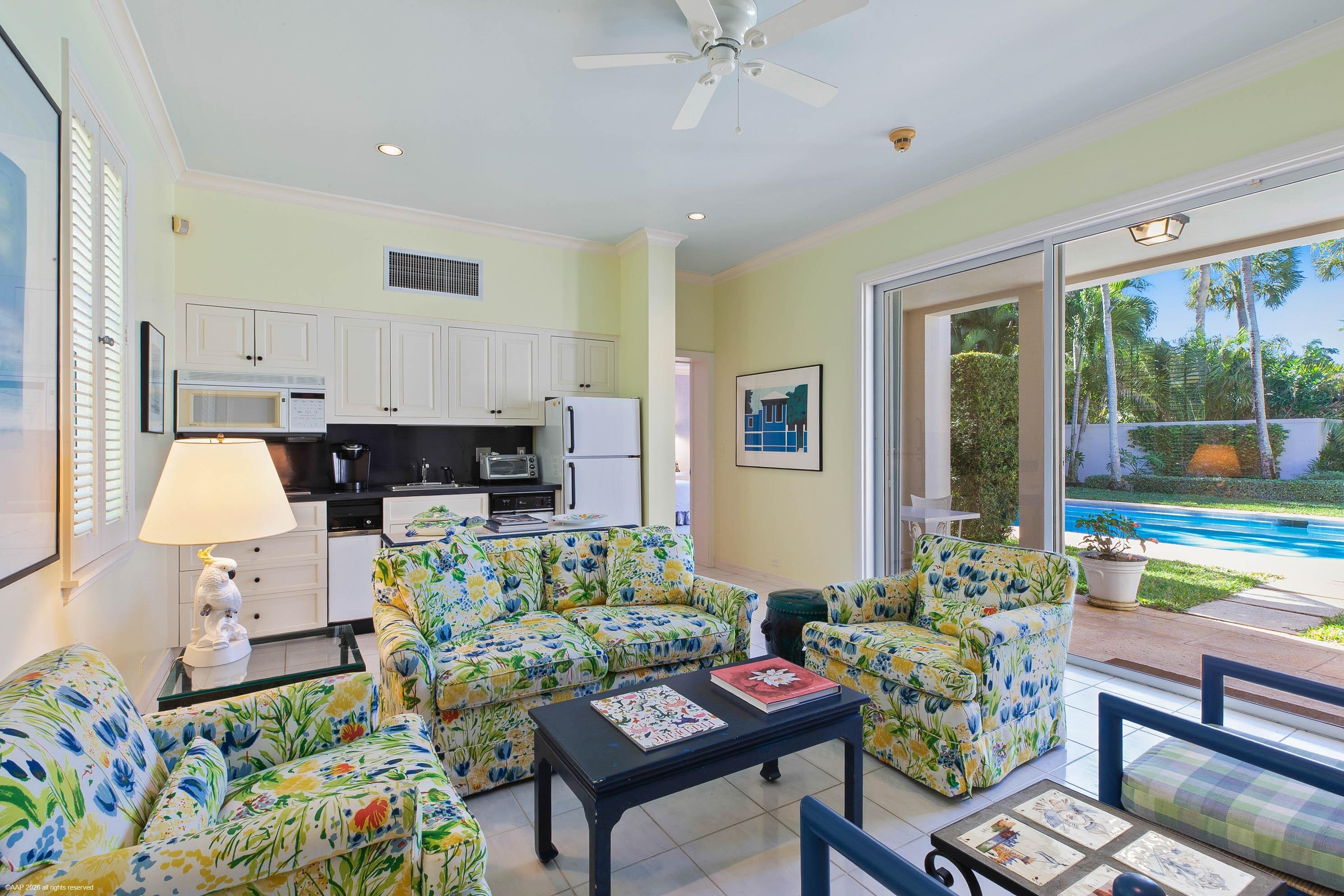 30 Gomez Jupiter Island, FL 33455