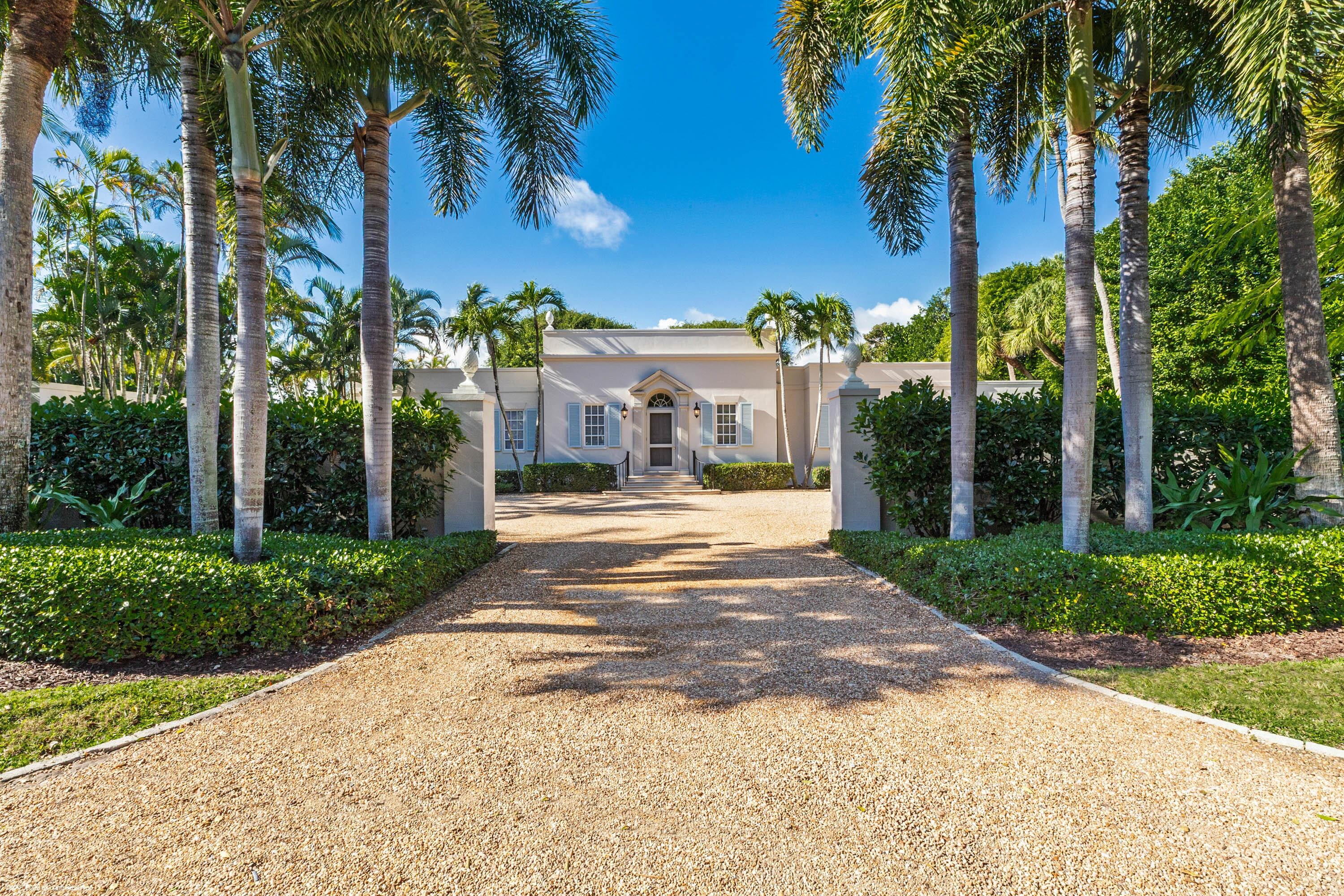 30 Gomez Jupiter Island, FL 33455