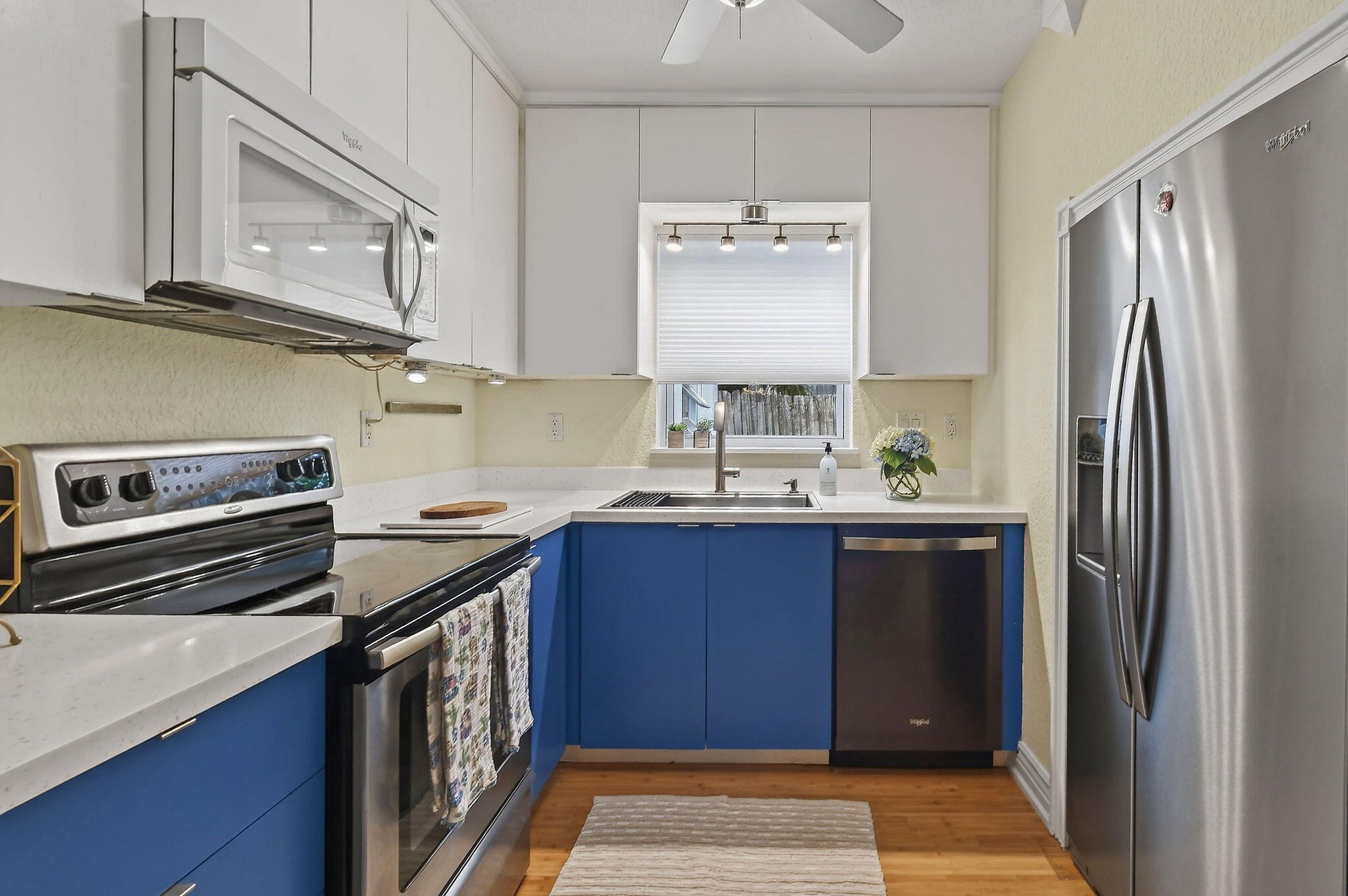 400 Northlake North Palm Beach, FL 33408