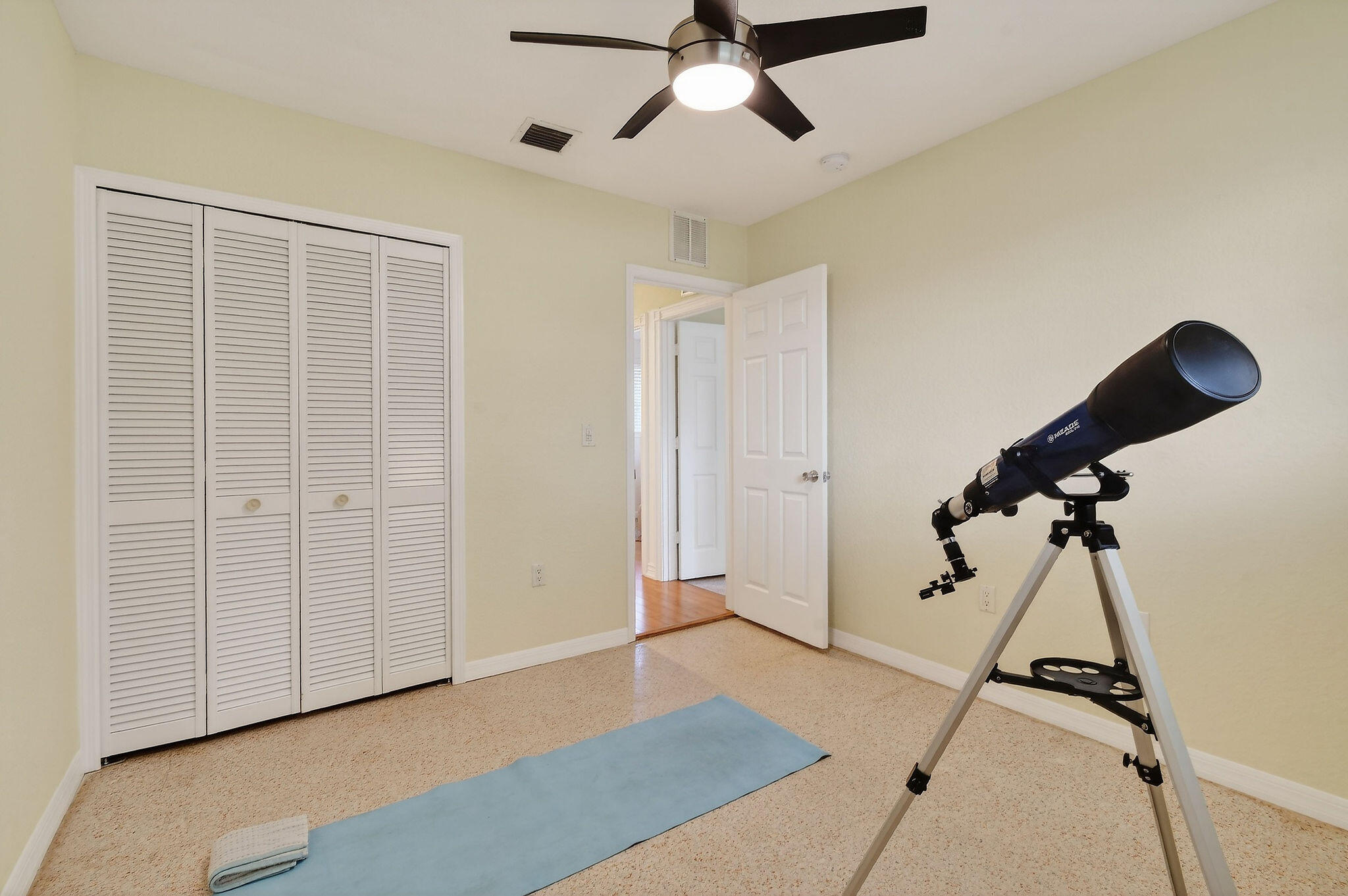 400 Northlake North Palm Beach, FL 33408